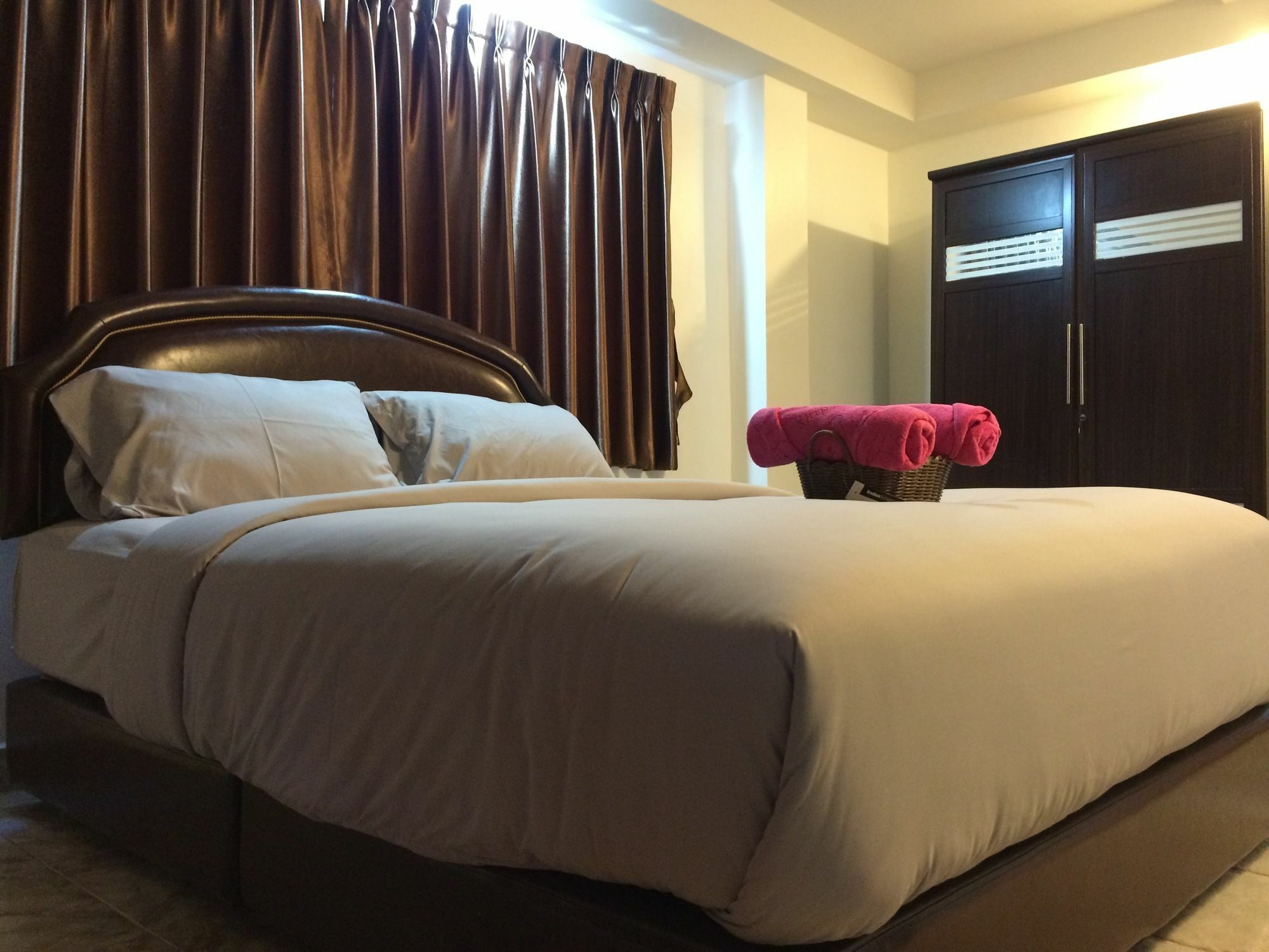 Lifecare Guest house