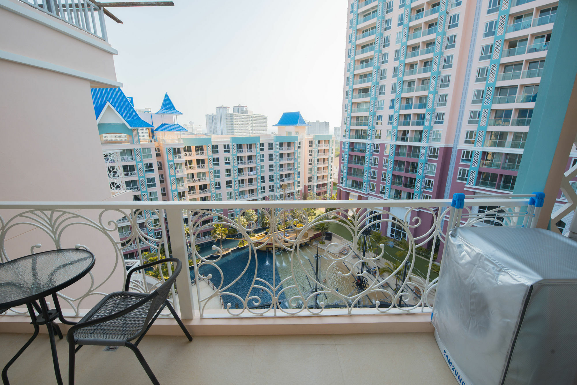 Grand Caribbean Apartment