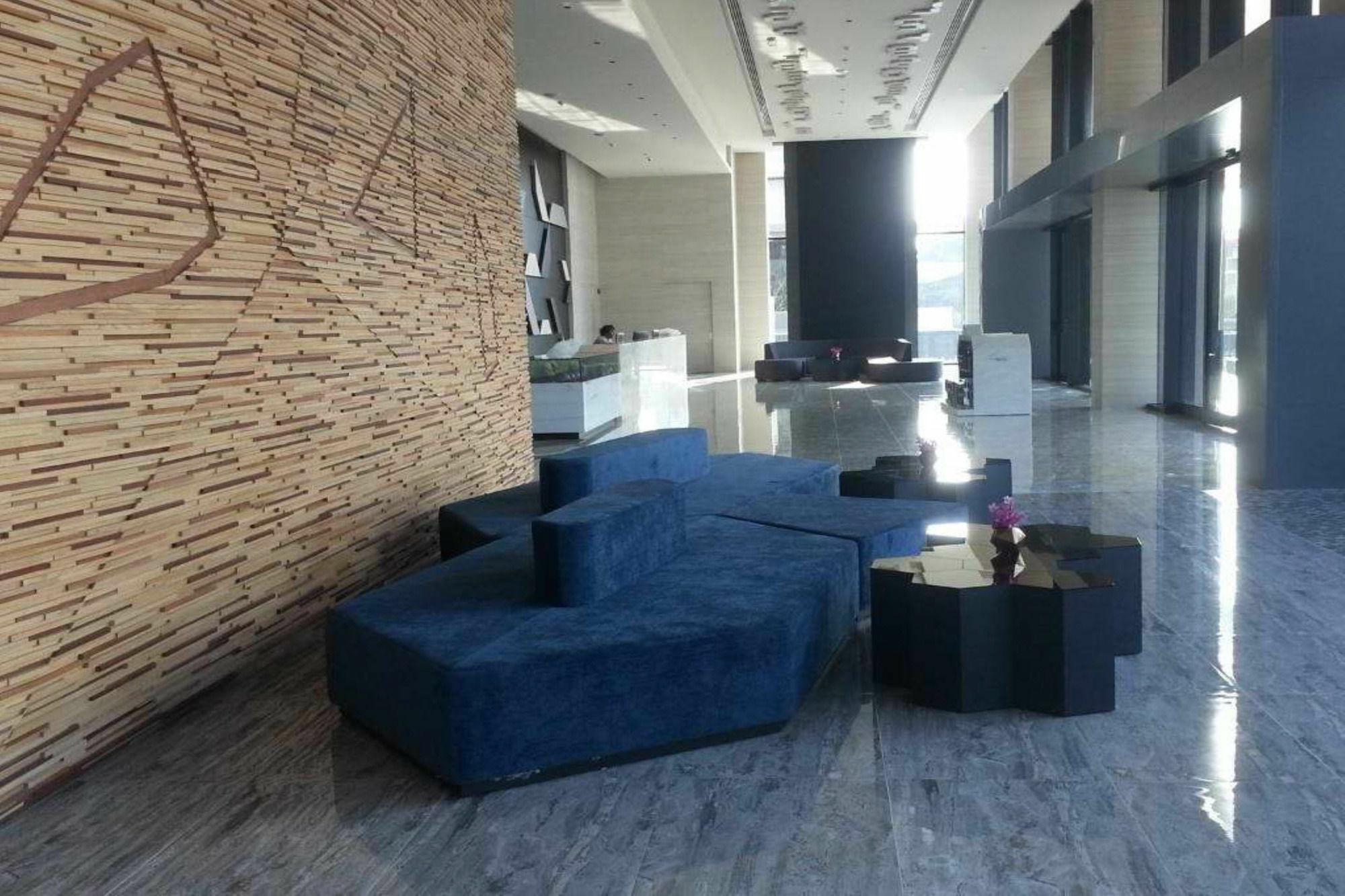 Hotel Tsix5 Phenomenal