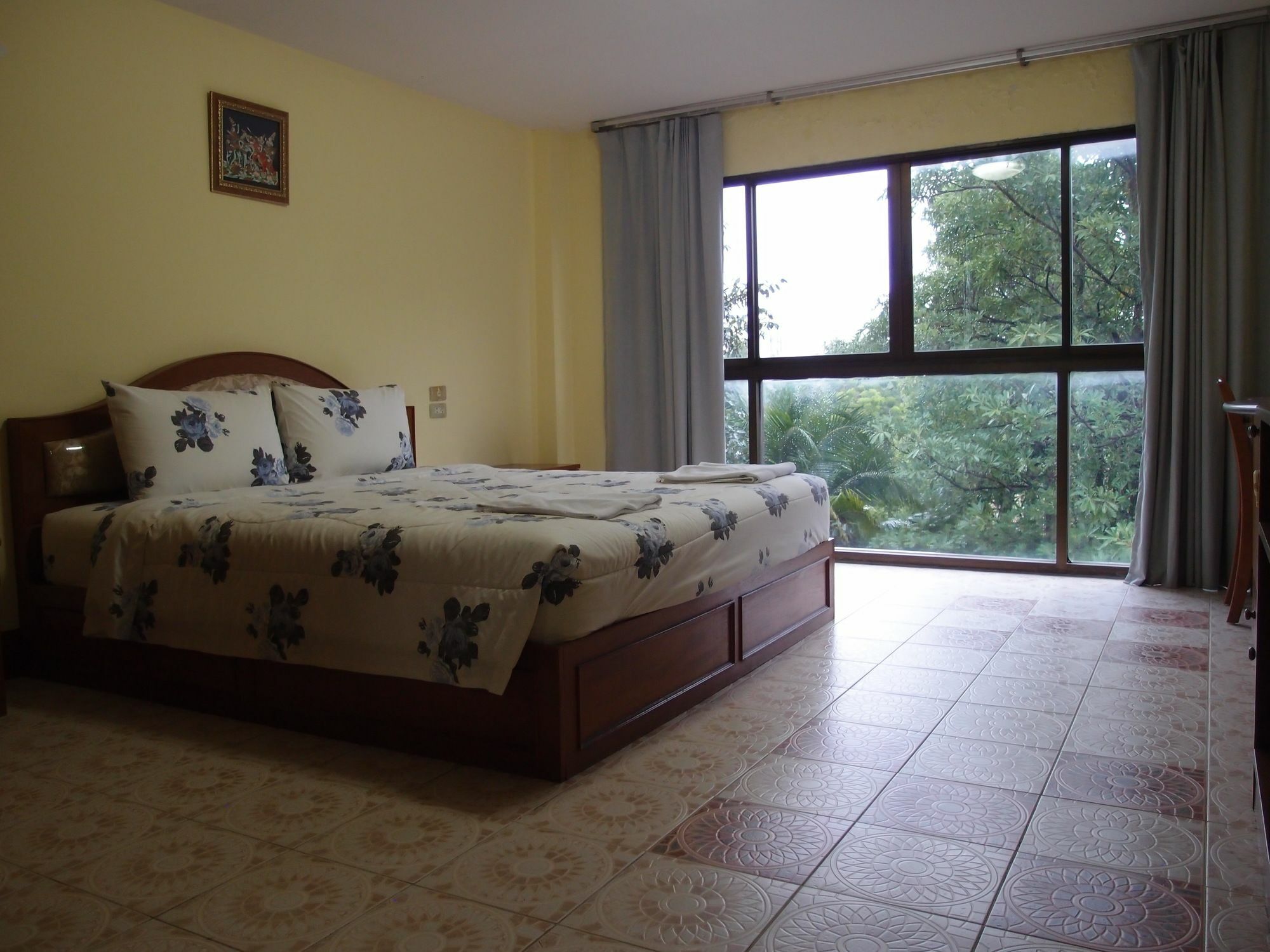 Inn Blue Garden Pattaya