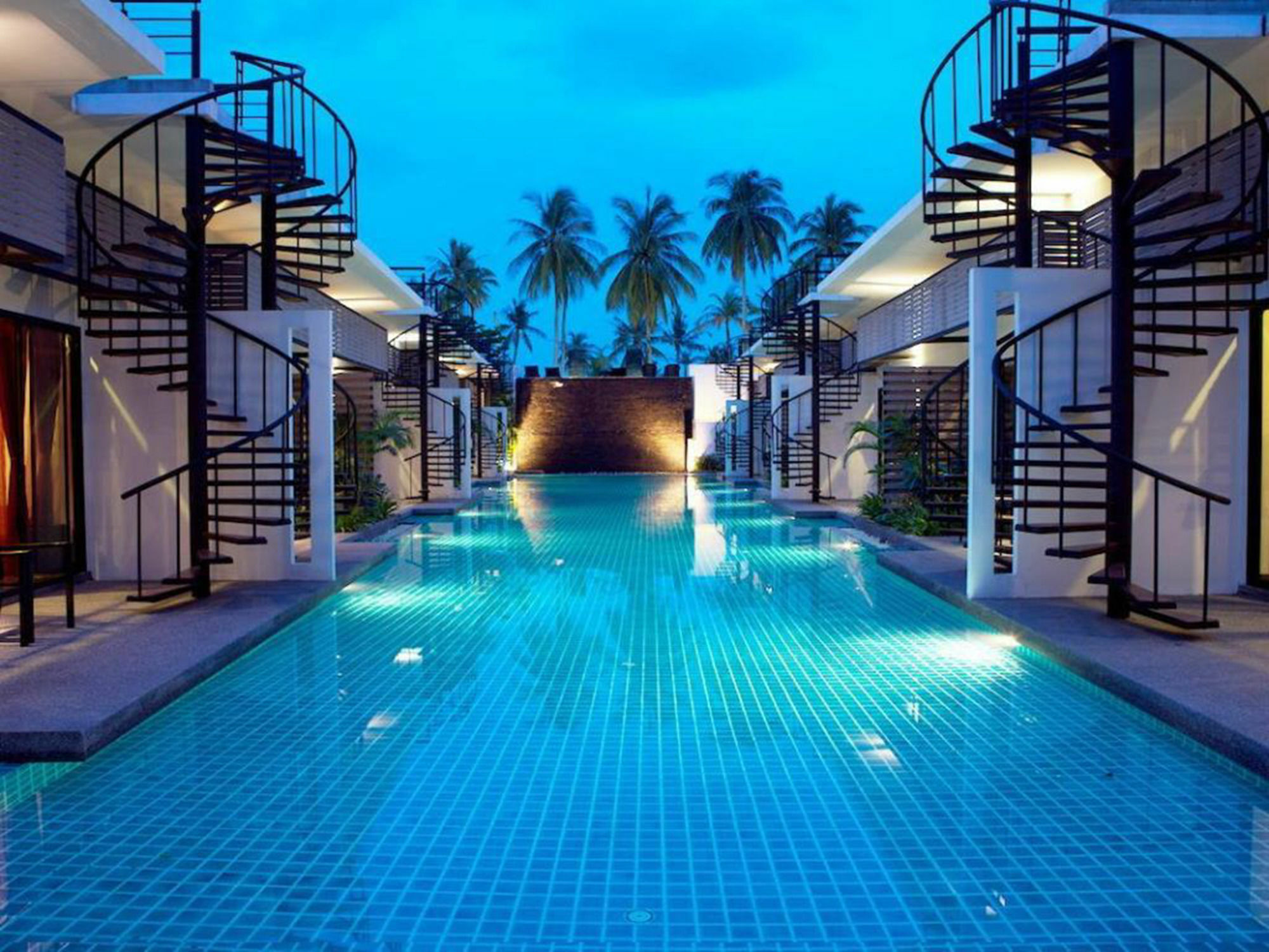 The Kris Condotel Hotel 4*
