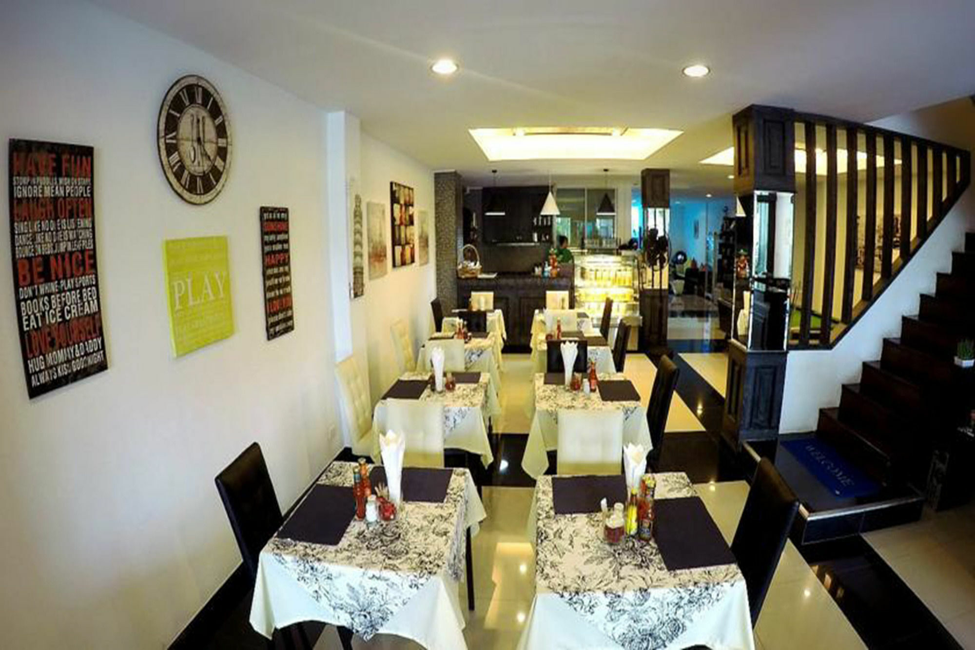 Sota Inn Pattaya