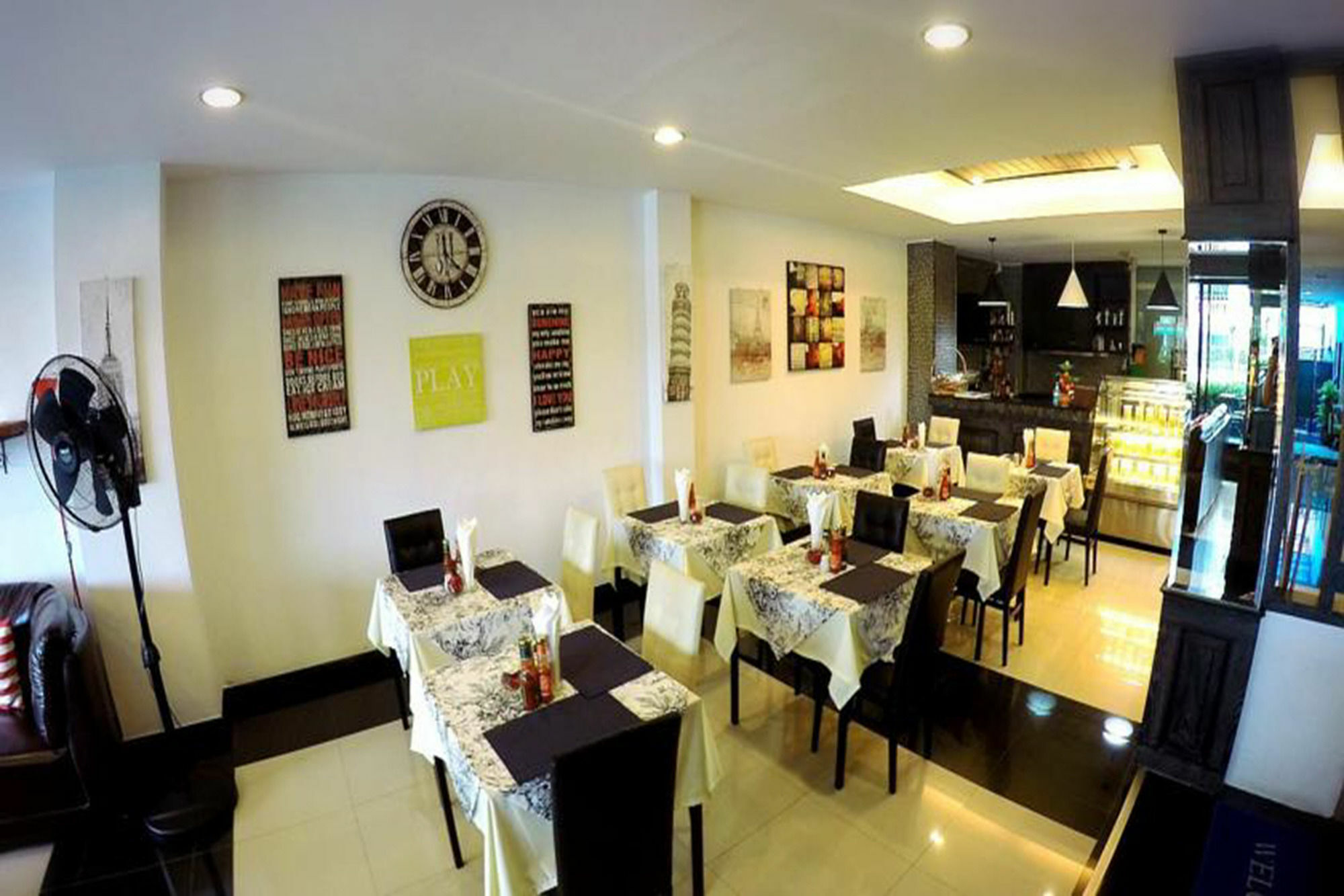 Sota Inn Pattaya