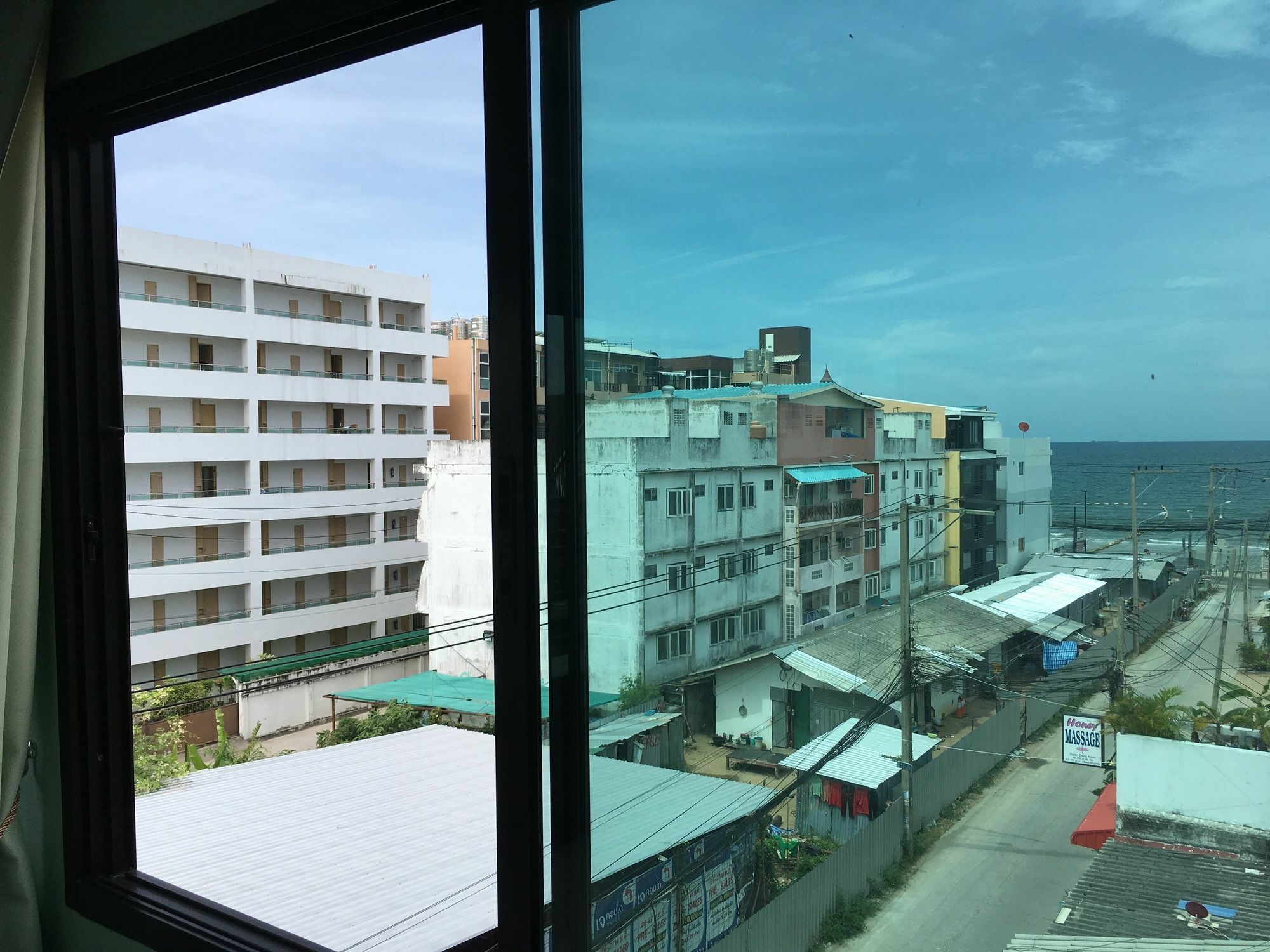Breezy House * Praia de Jomtien
