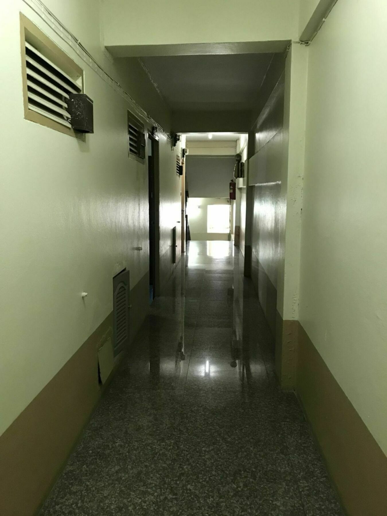Guest house Oyo 75494 President