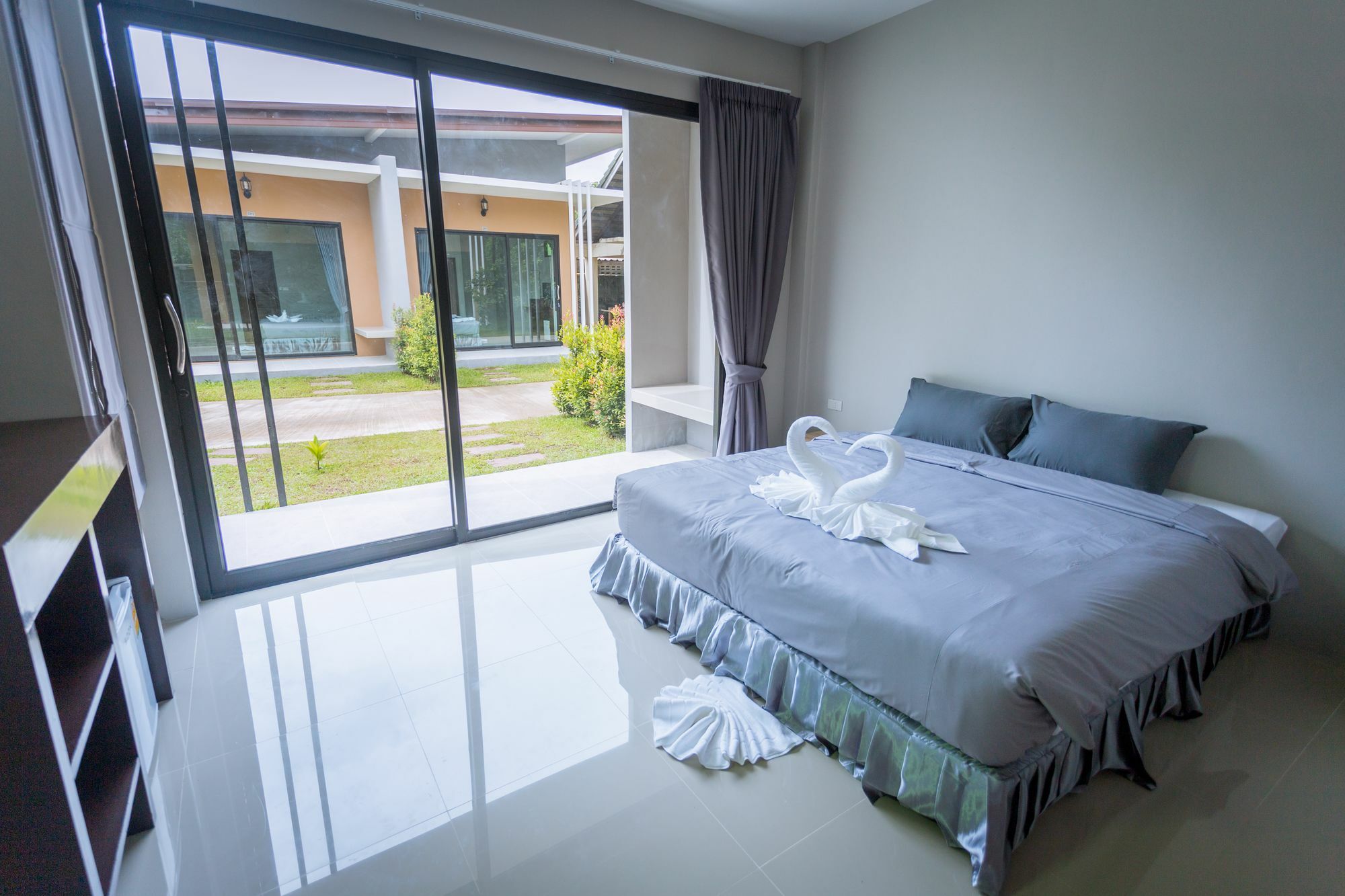 Resort Haad Chaweng And 3*
