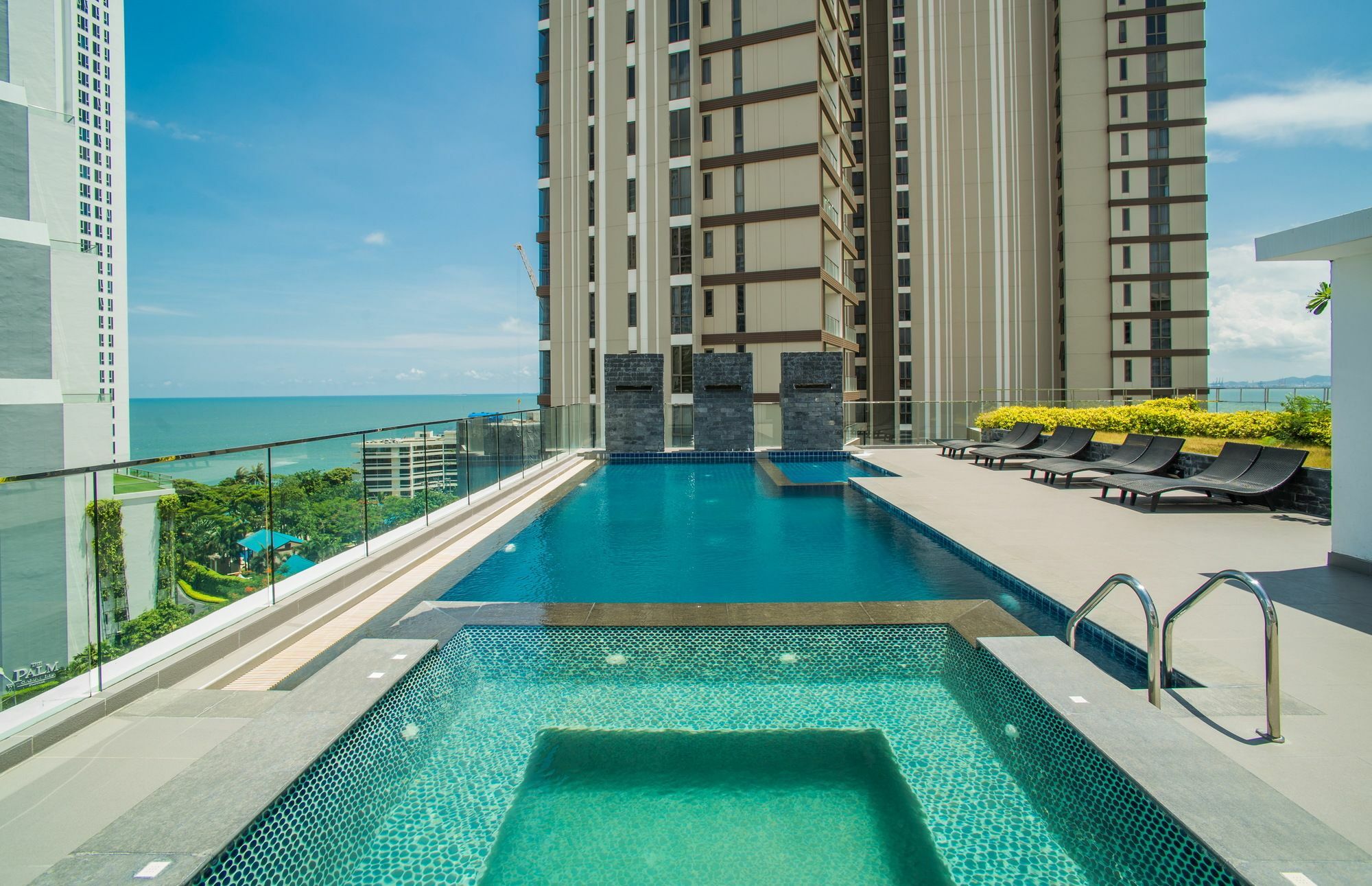 Apartment Serenity Wongamat By Patsamon *