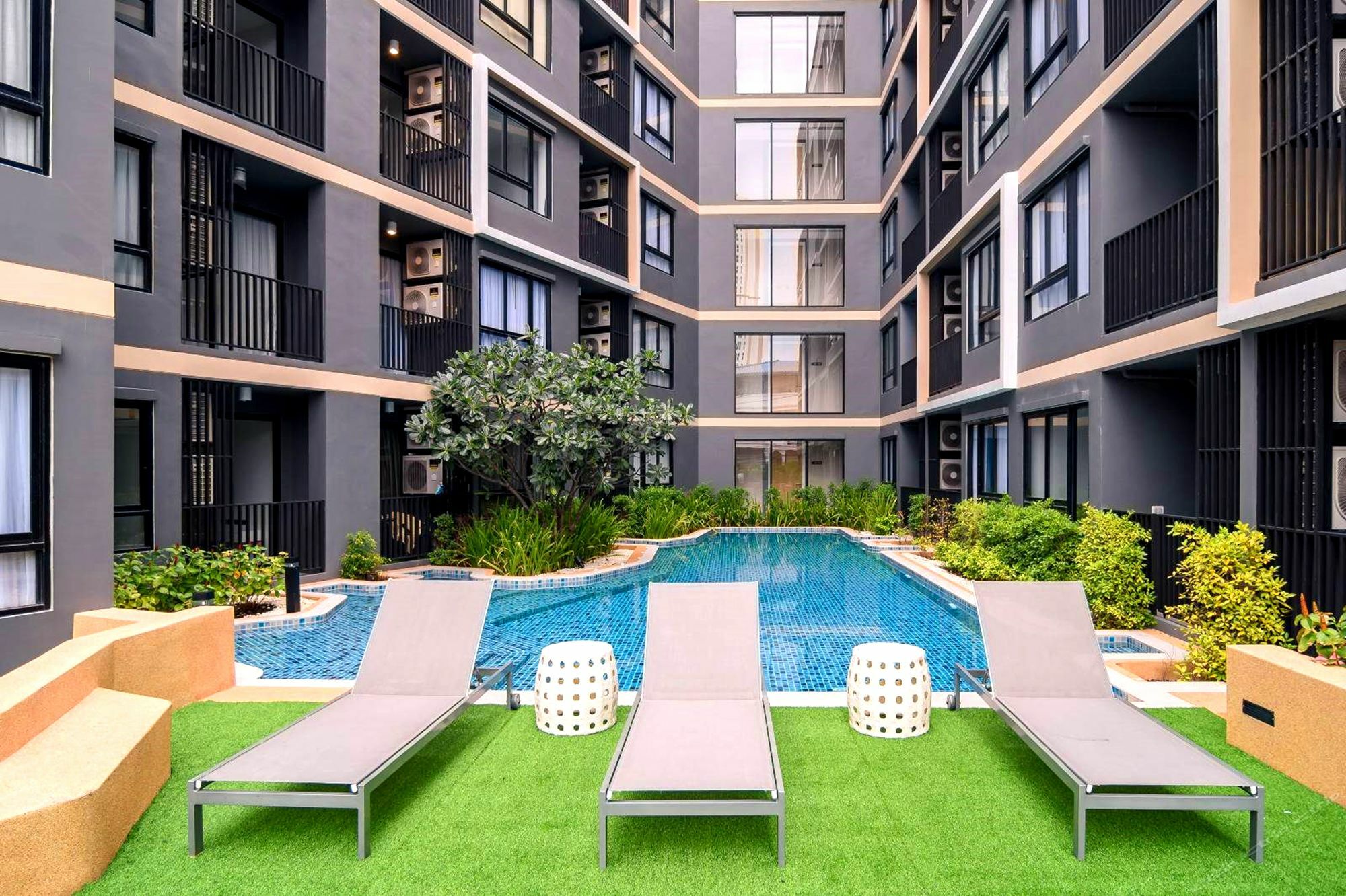 Urban Attitude Apartment *
