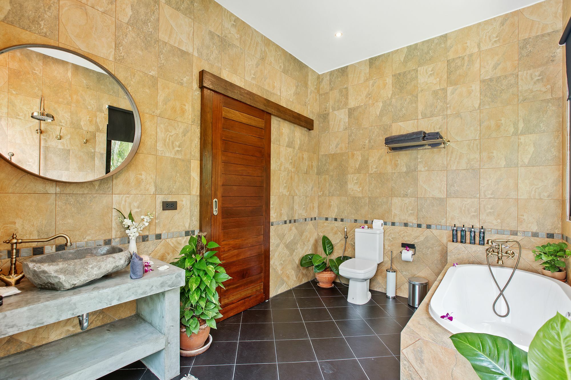 Baan Suaan Serenity Villa *