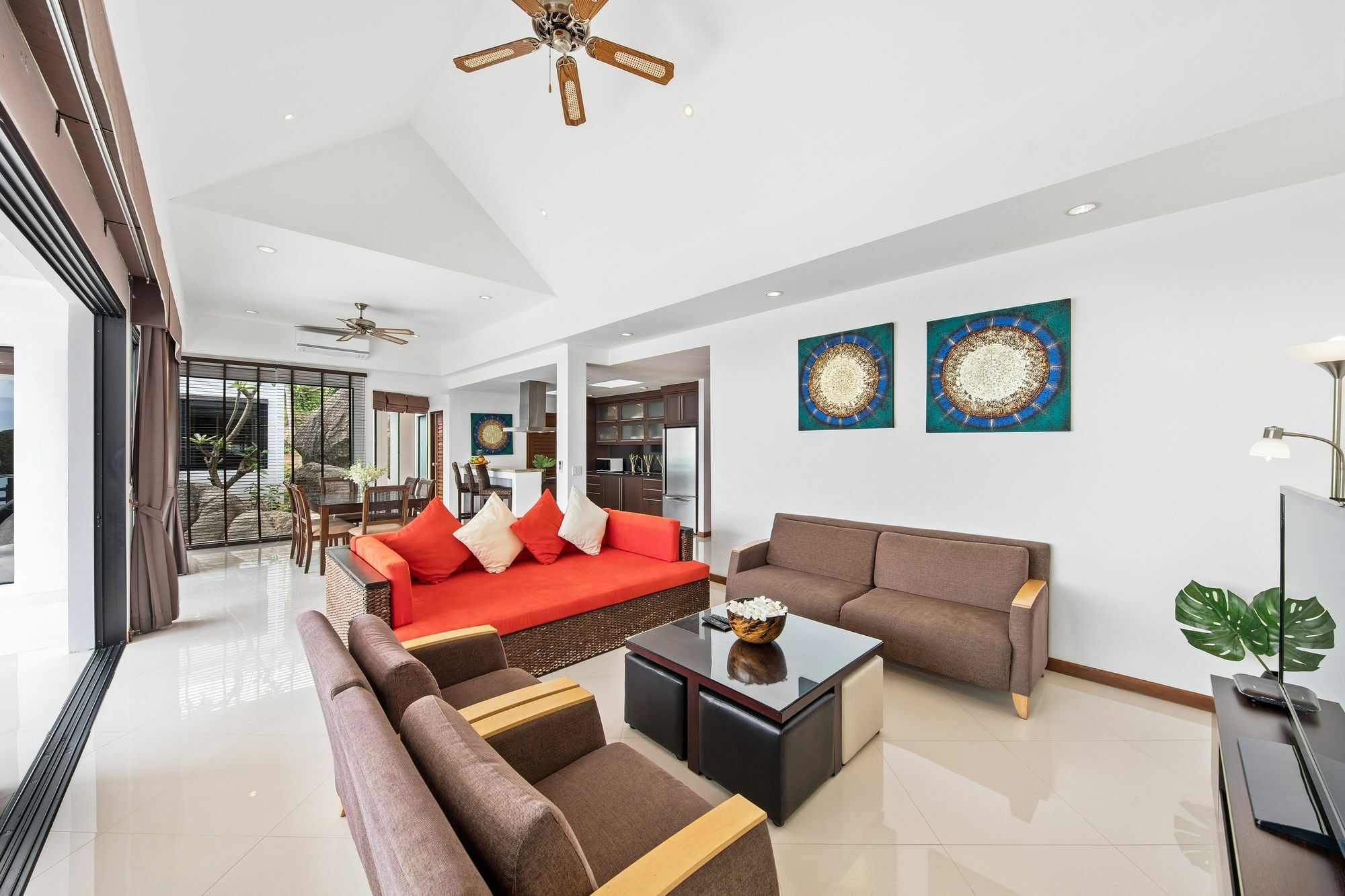 Sunny Banks - Modern Sea View 4 Bed Pool