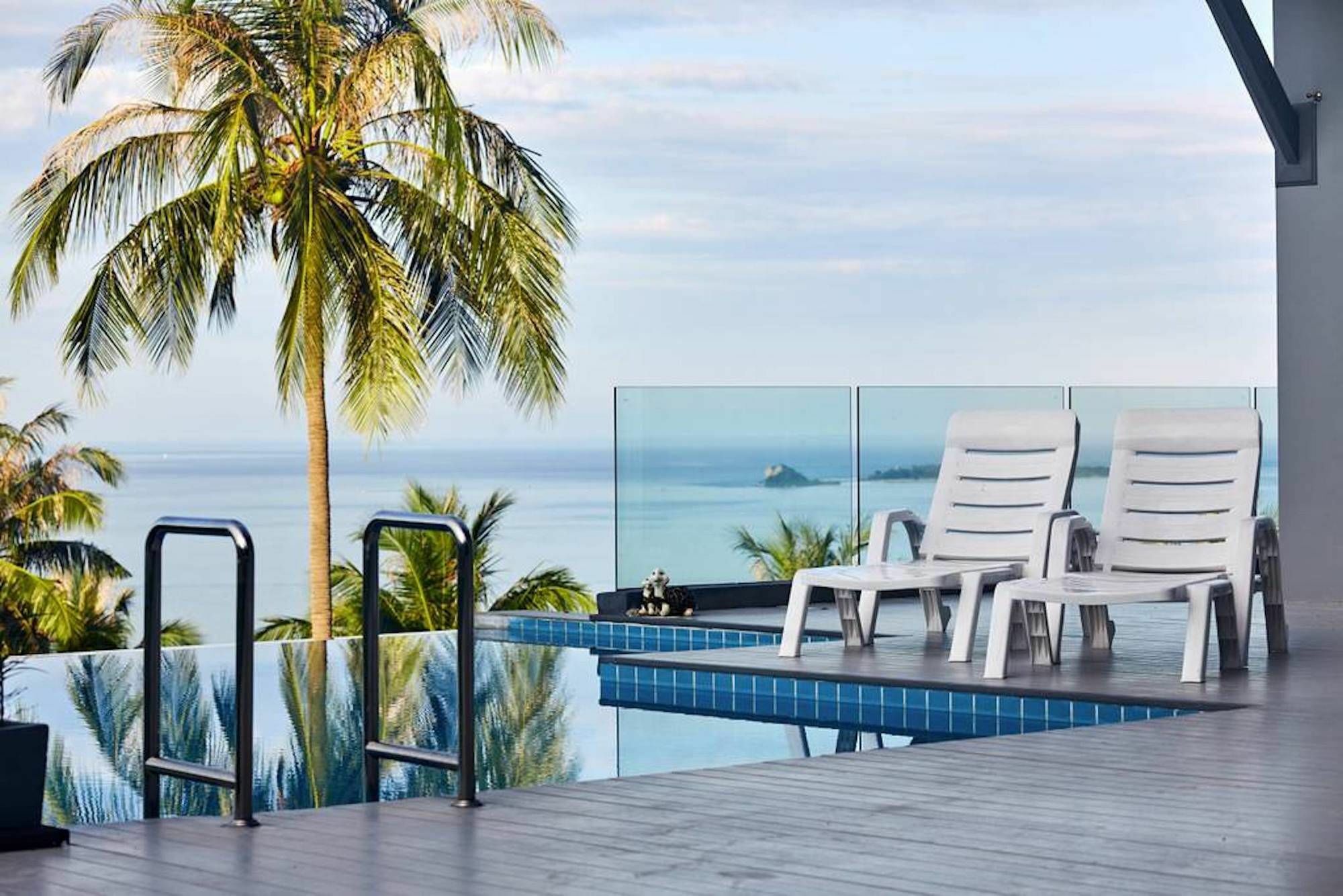 Villa Vicky Samui Mae Nam