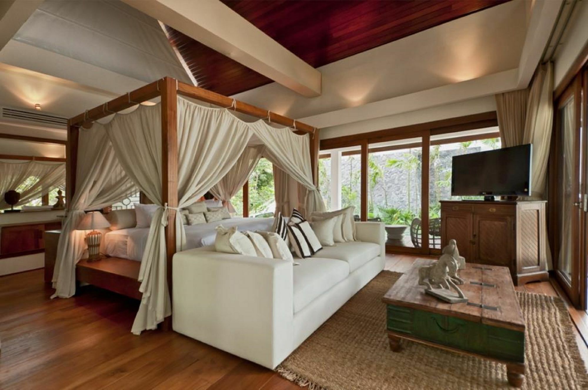Riva Villa *