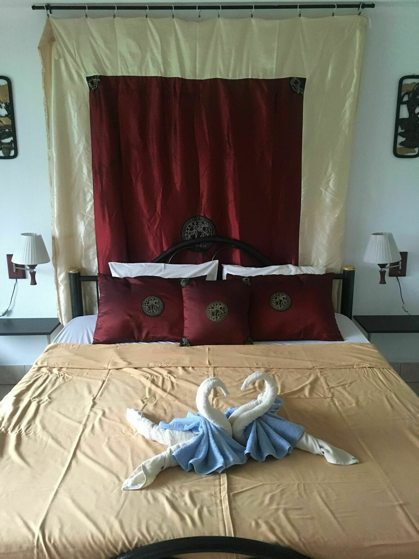 Bellmans Restaurant & Guest house Karon