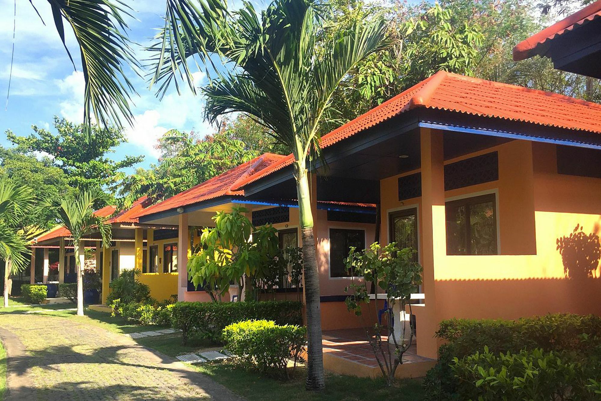 Resort Samui Mermaid Beachfront 3*