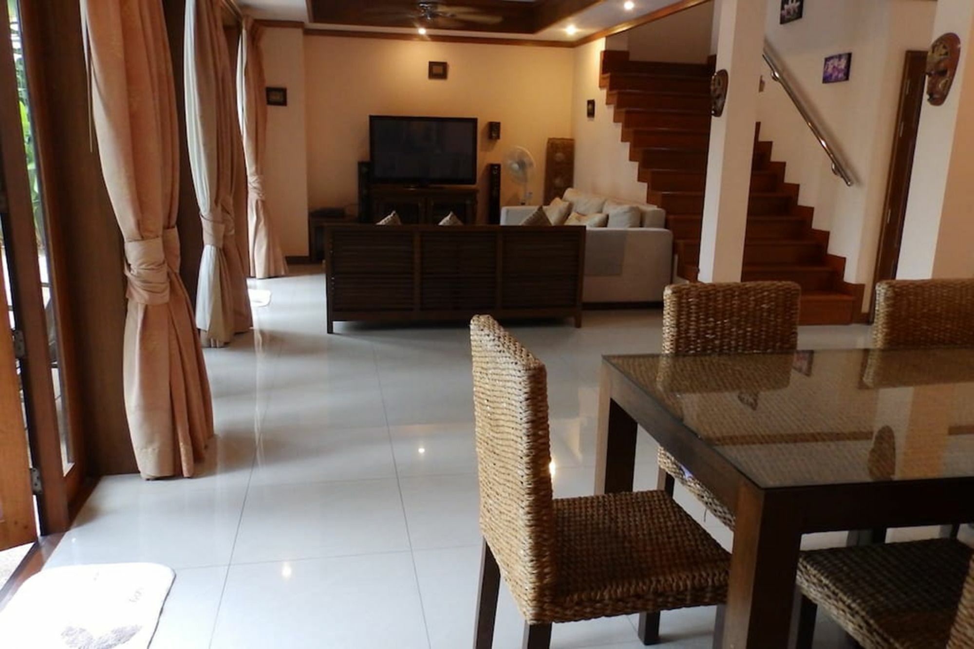 4 Bedroom On Beachfront - Tg43 Resort 3*