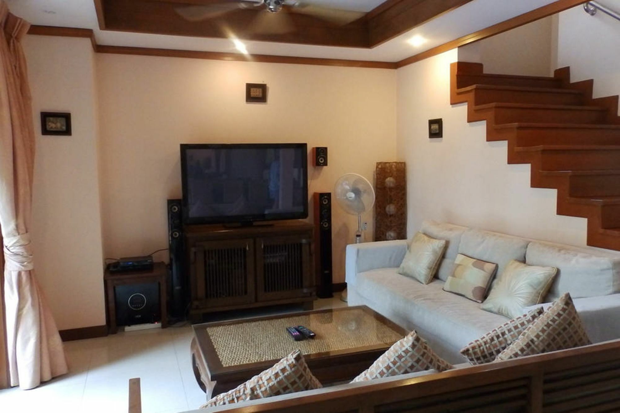 4 Bedroom On Beachfront - Tg43