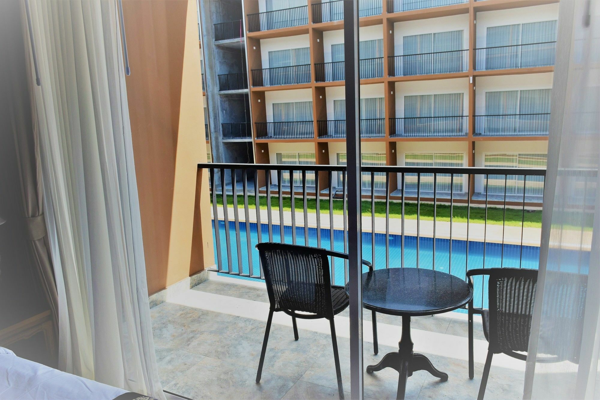 Hotel The Teak Chaweng 4*