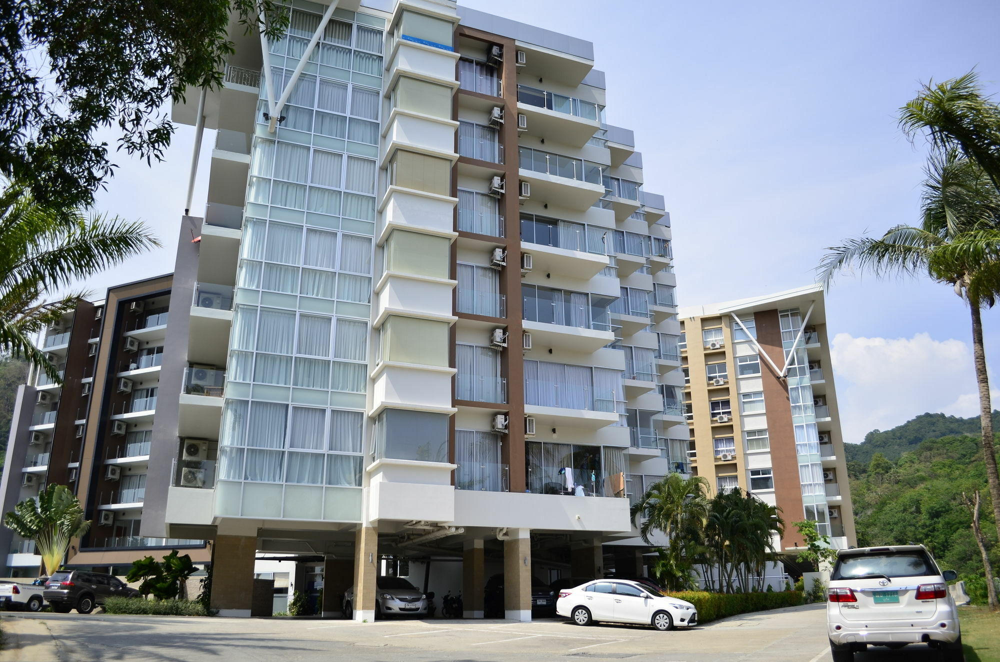 Chic Residences At Karon