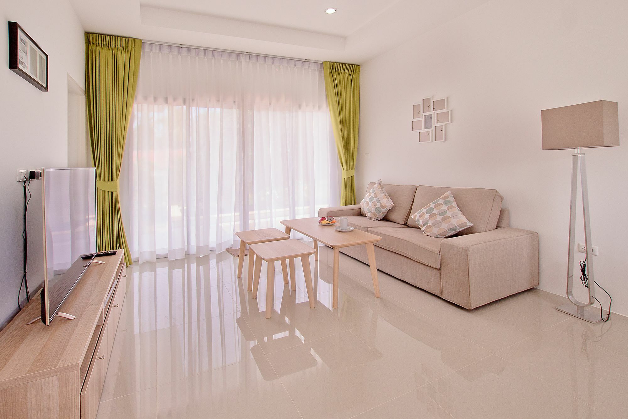 Blue Wave Choengmon Villa *