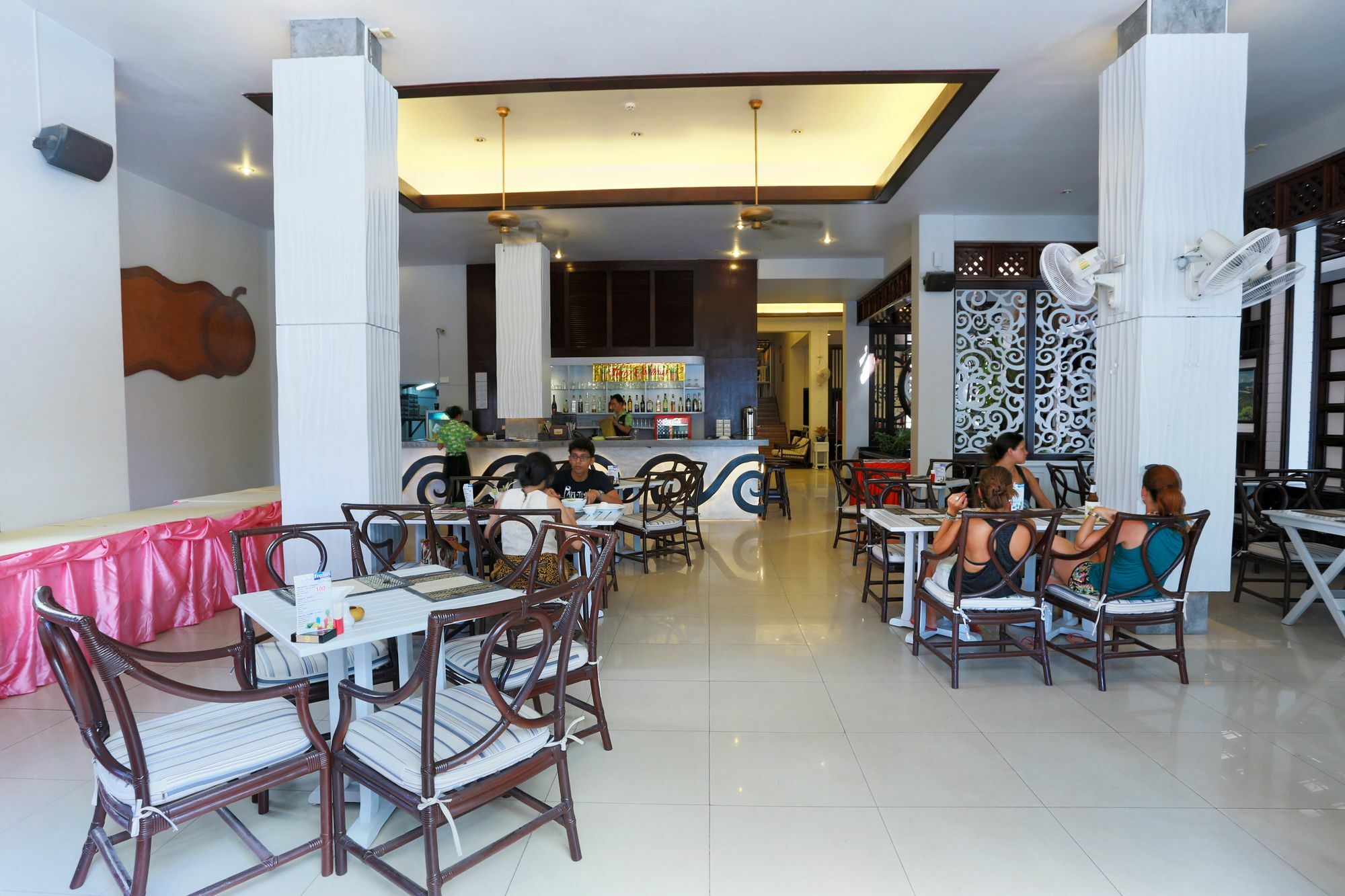 Days By Wyndham Hotel