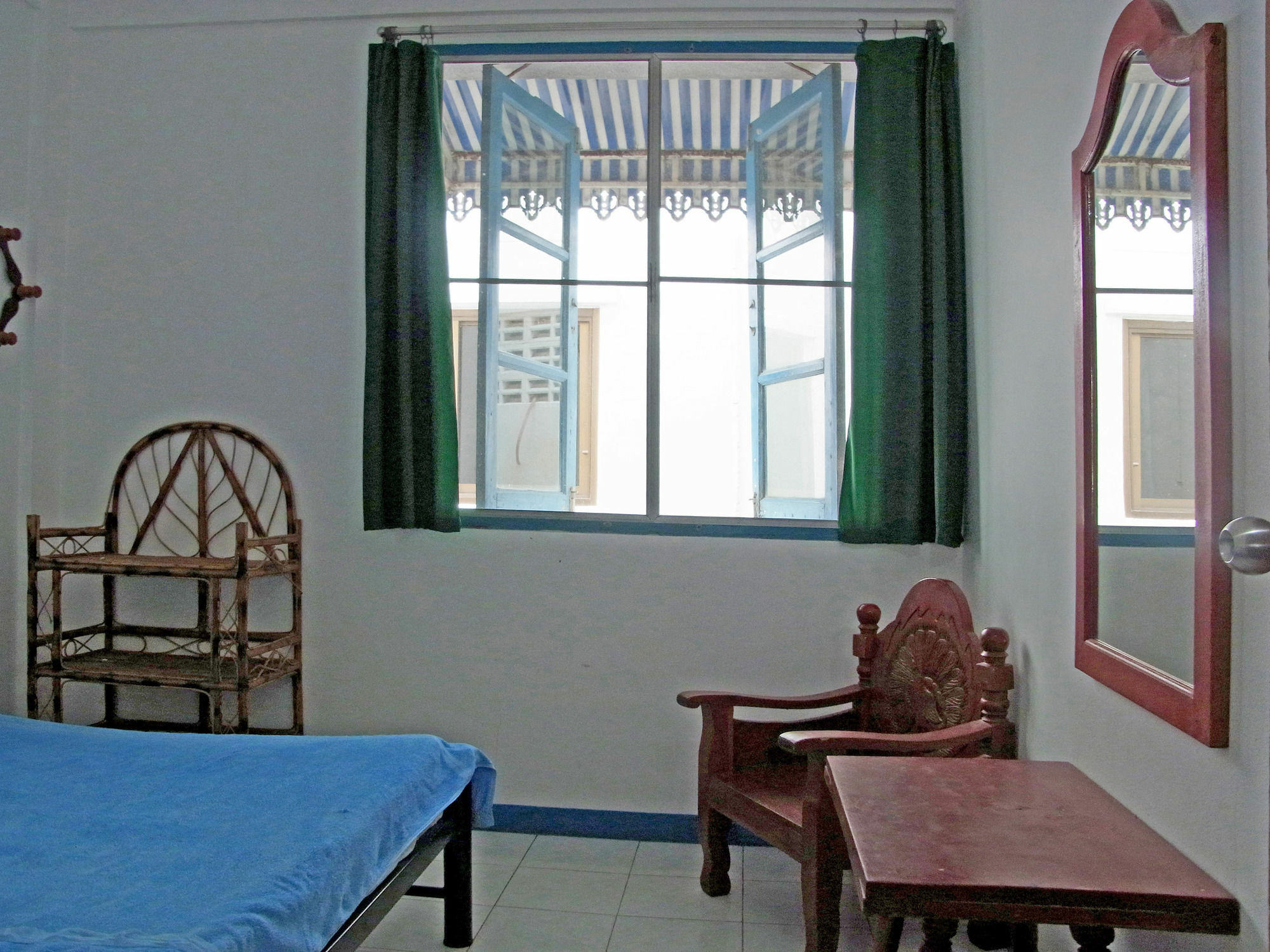 Niku Guest house 2*