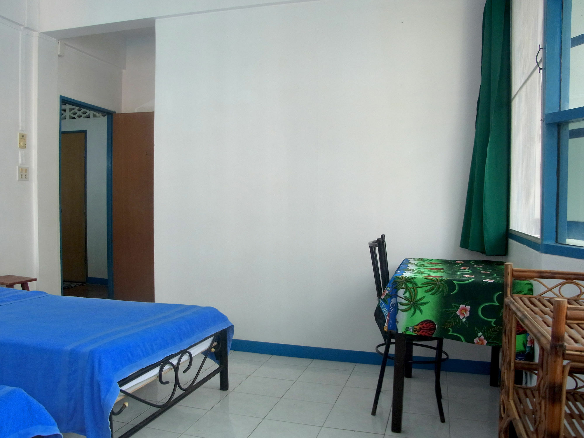Guest house Niku Patong