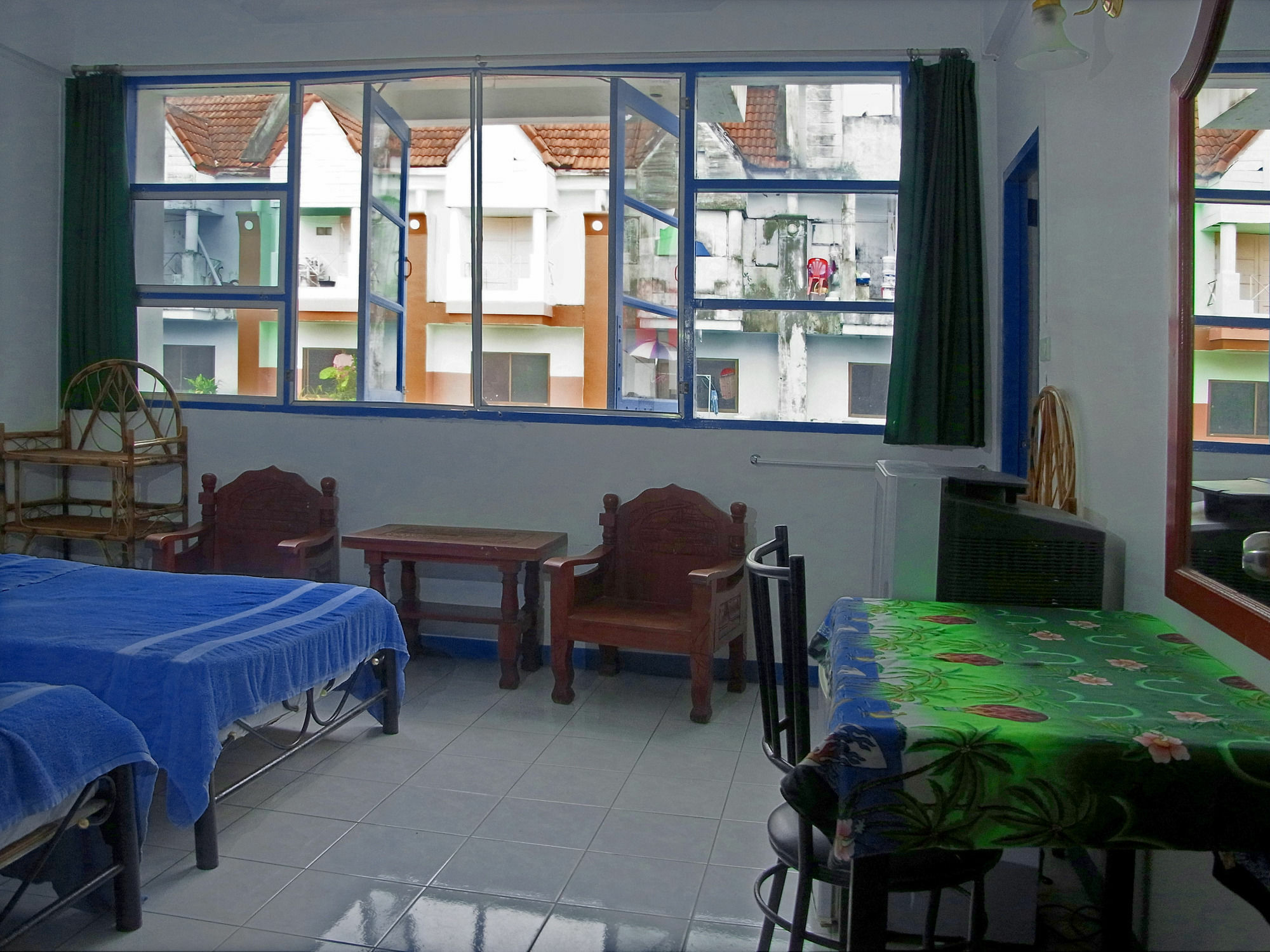 Niku Guest house
