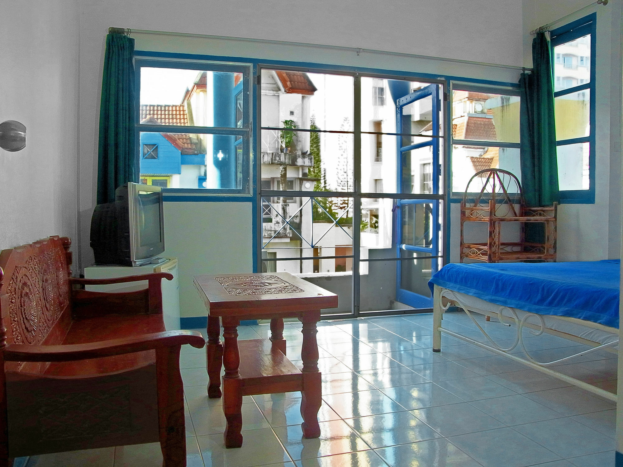 Niku Guest house 2*