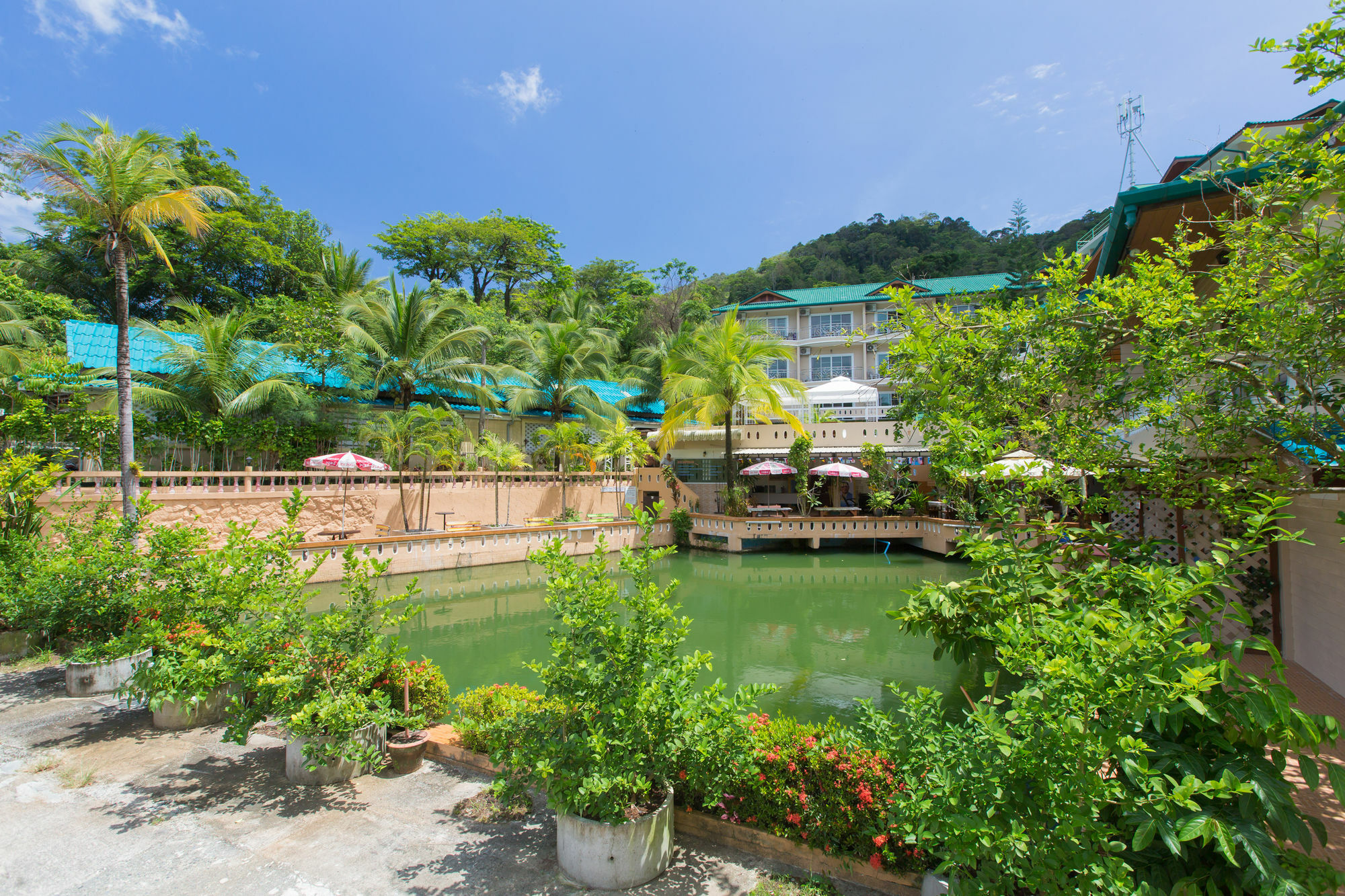 Rai Rom Yen Sha Apartment Patong