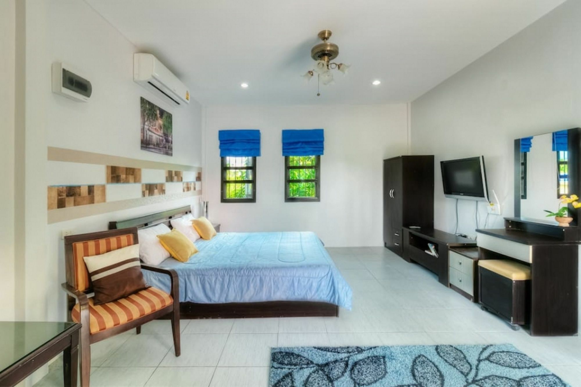 Aquatoria Phuket Bangtao Villa Surin Beach (Phuket)
