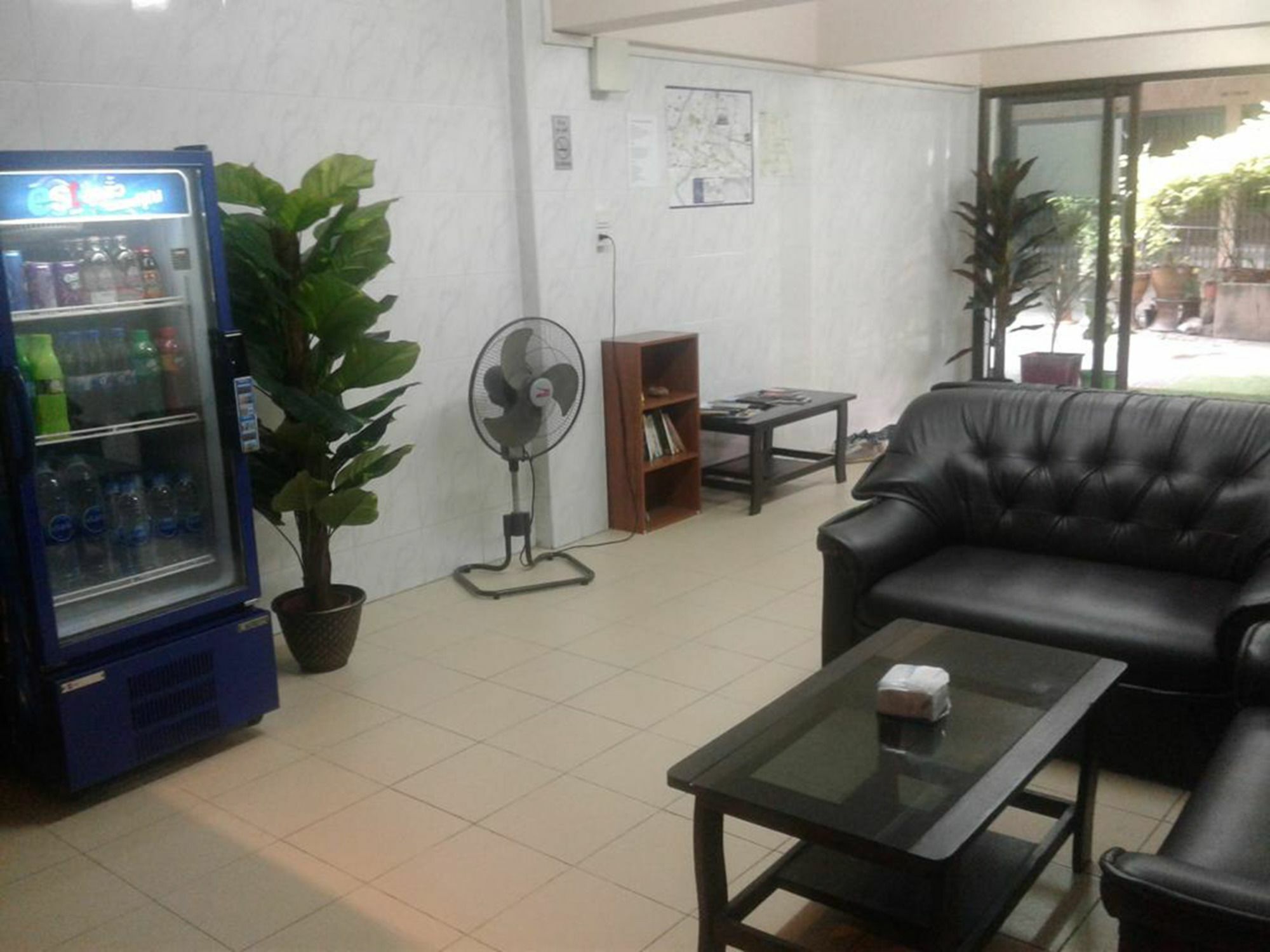 Yaya Guest house 2*