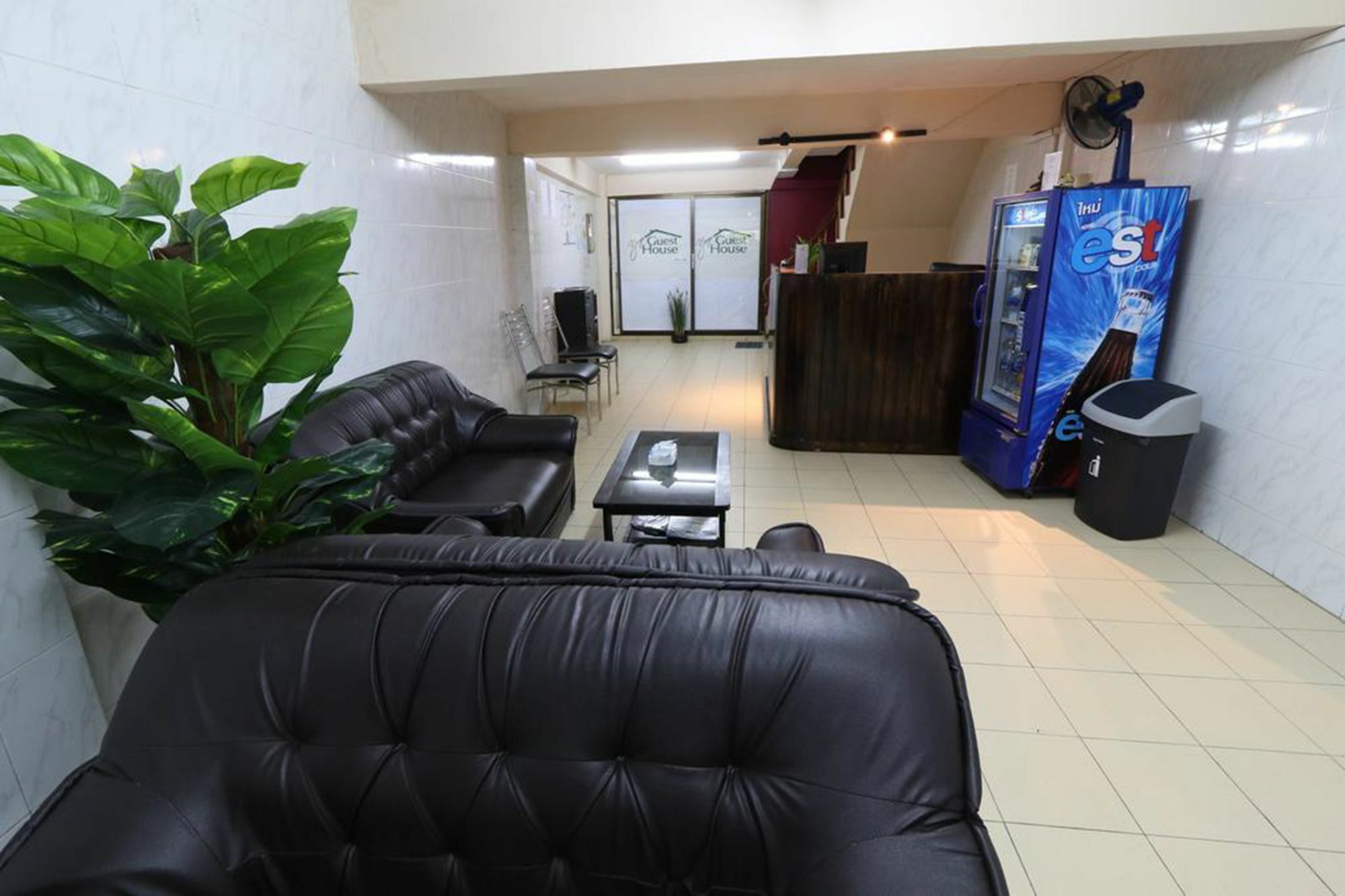 Guest house Yaya 2*