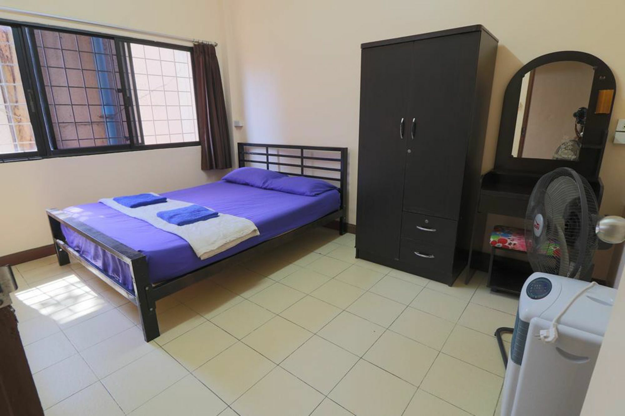 Yaya Guest house