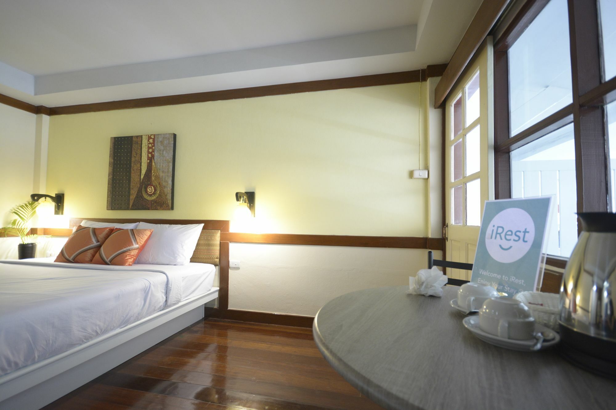 Hostel Irest Seafront *