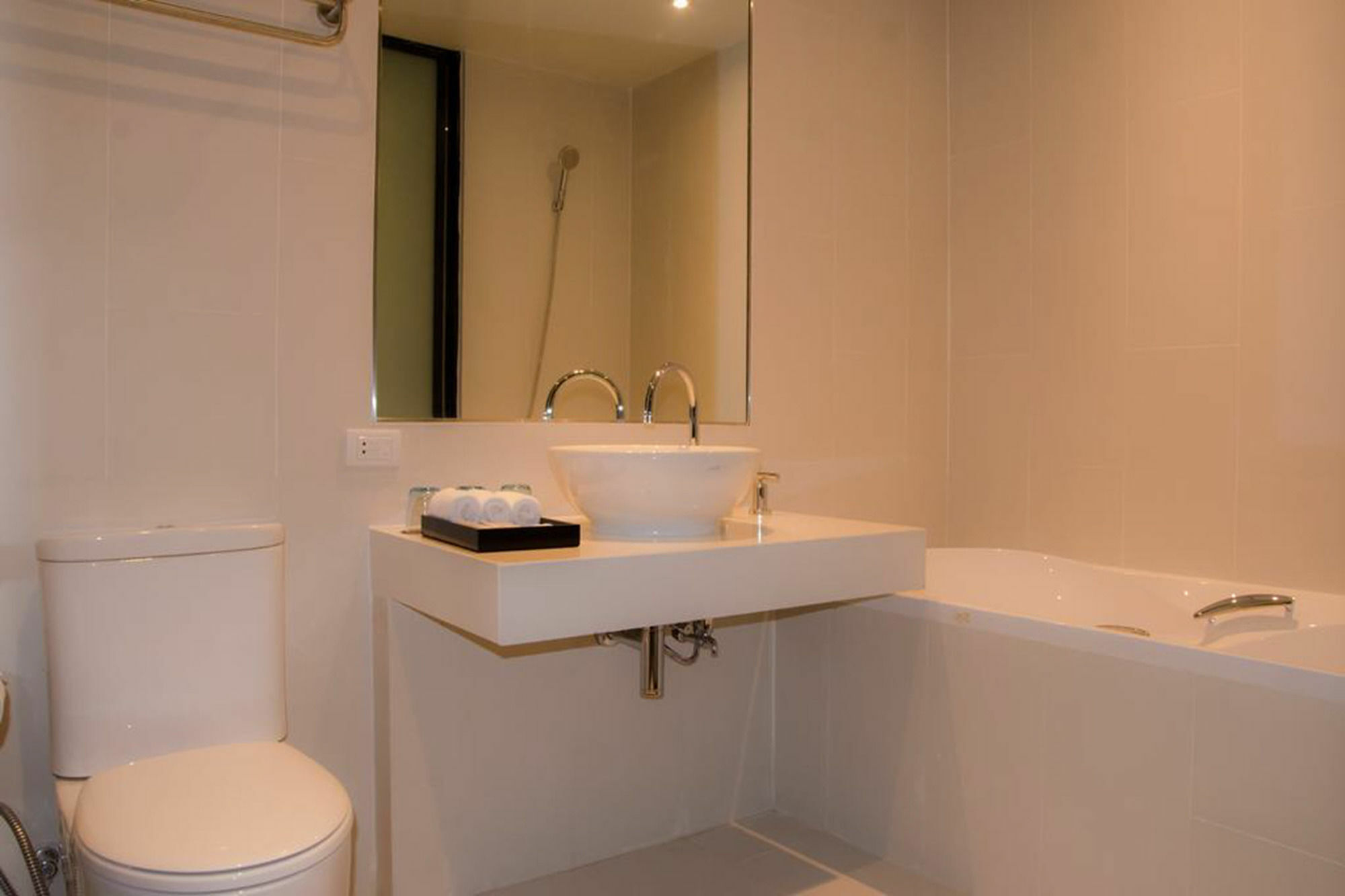 Hotel The Erawan -sha Extra 4*