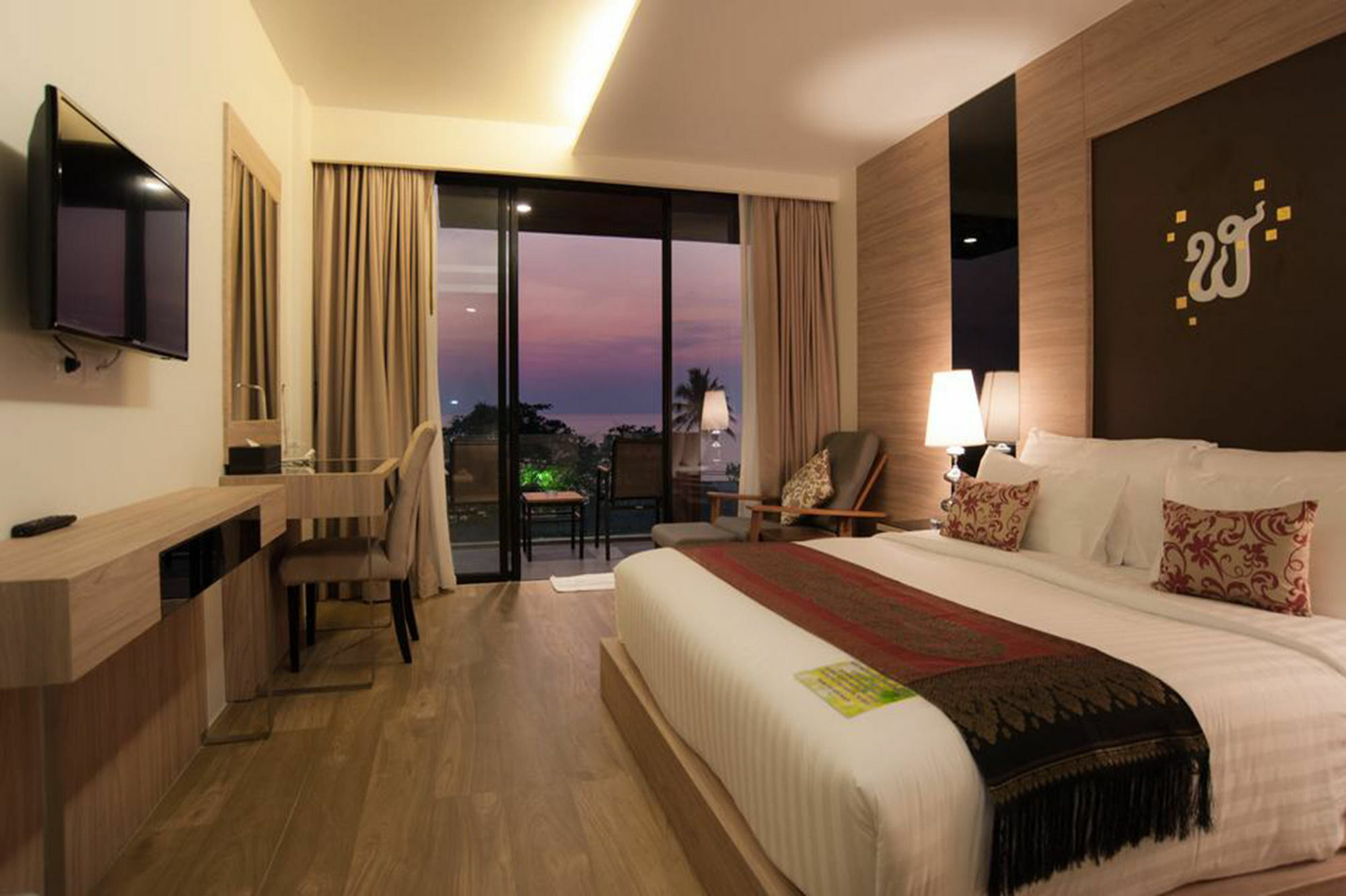 The Erawan -sha Extra Hotel
