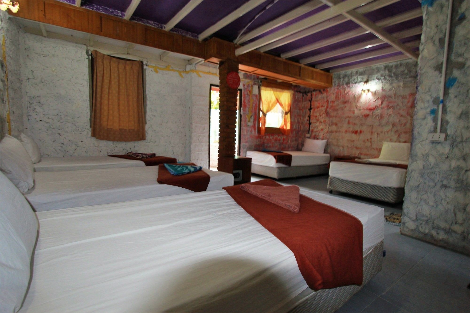 Film House Guest house Phi Phi Don