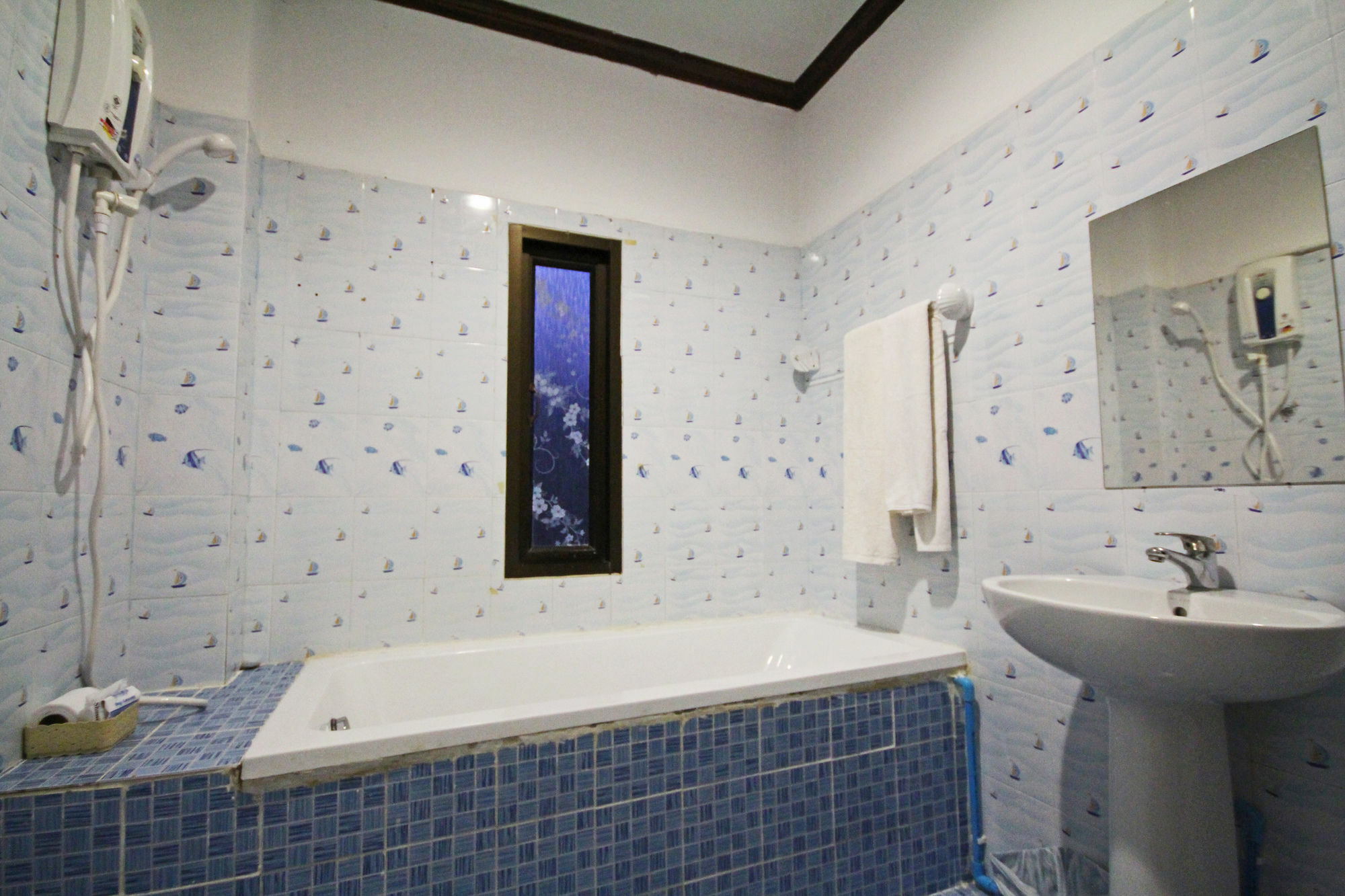 Lanta Sabai & Hotel 3*