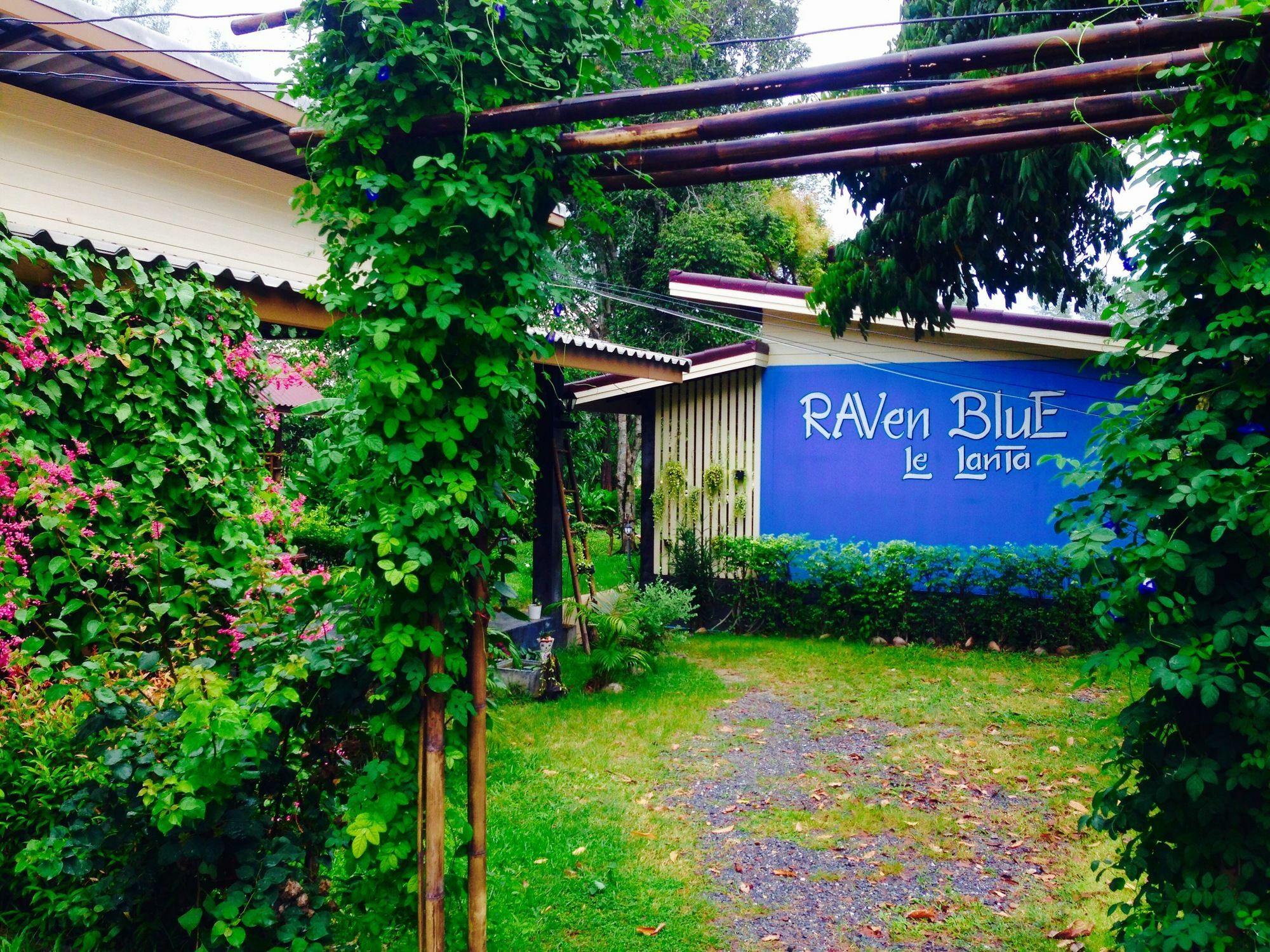 Raven Blue 2* Koh Lanta