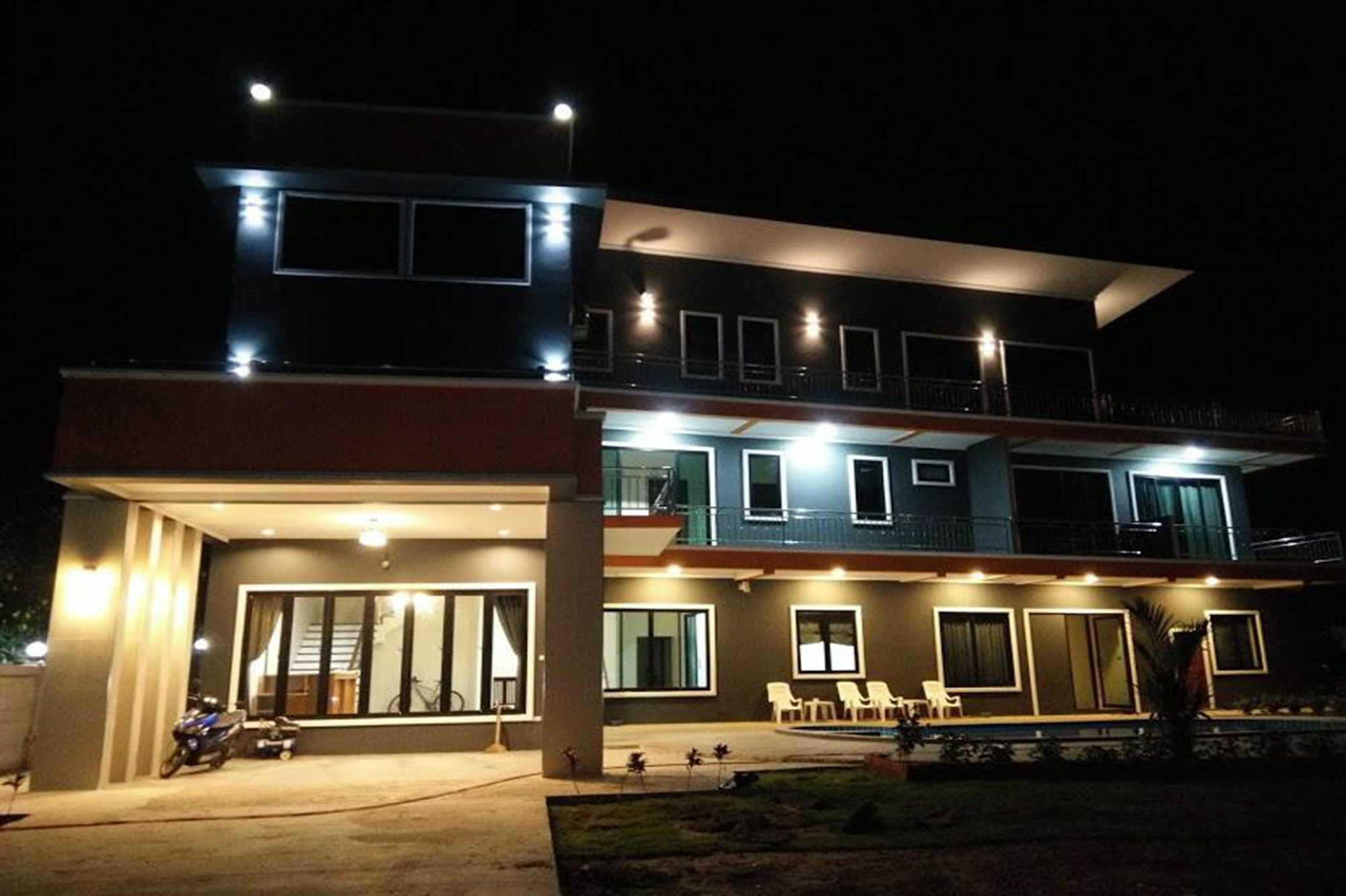 Hotel Oyo 665 Sj House Krabi