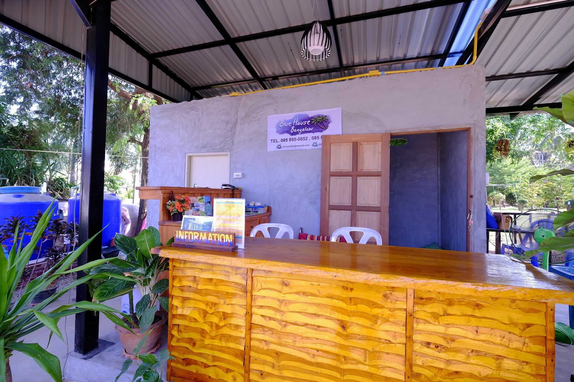 Blue House 2*