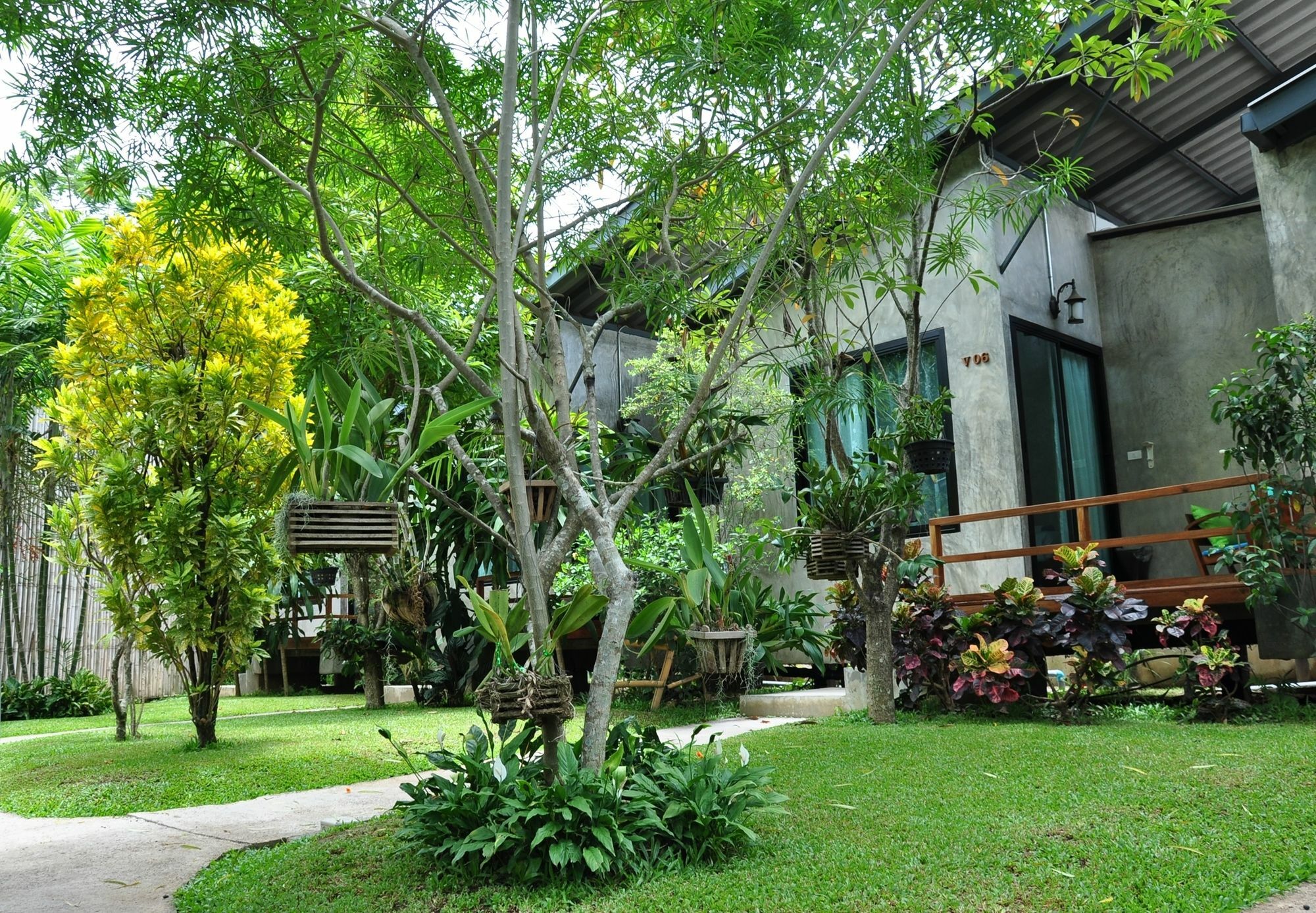 Family House @ 3*