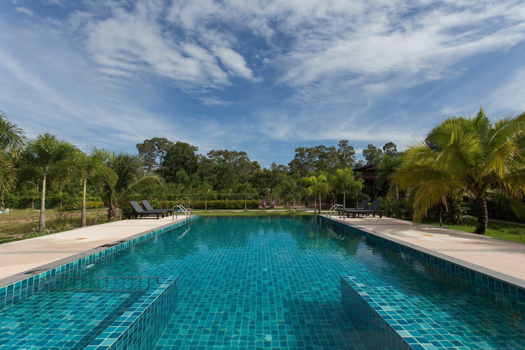 Siri Lanta Resort