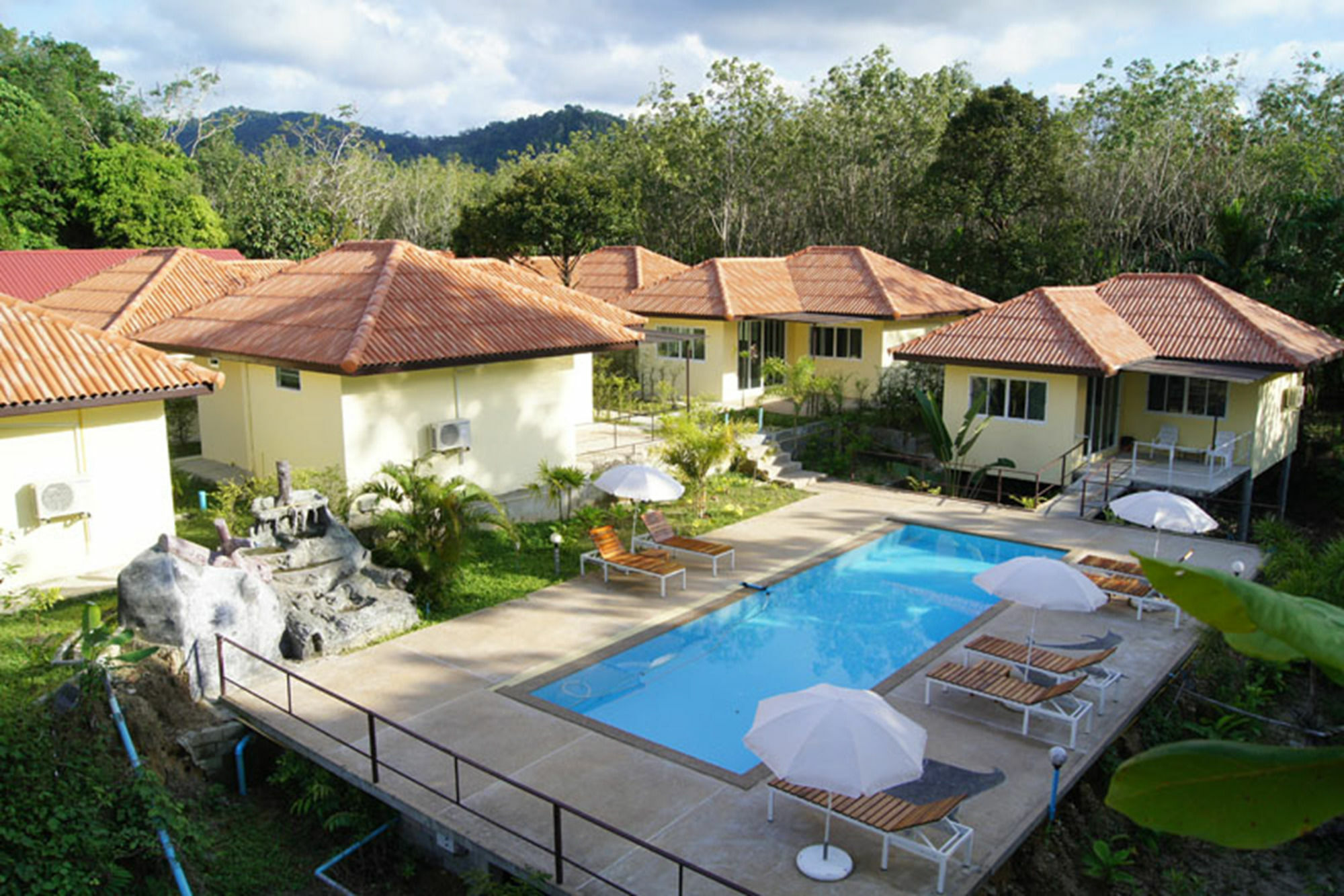 Villa The Canal Khaolak