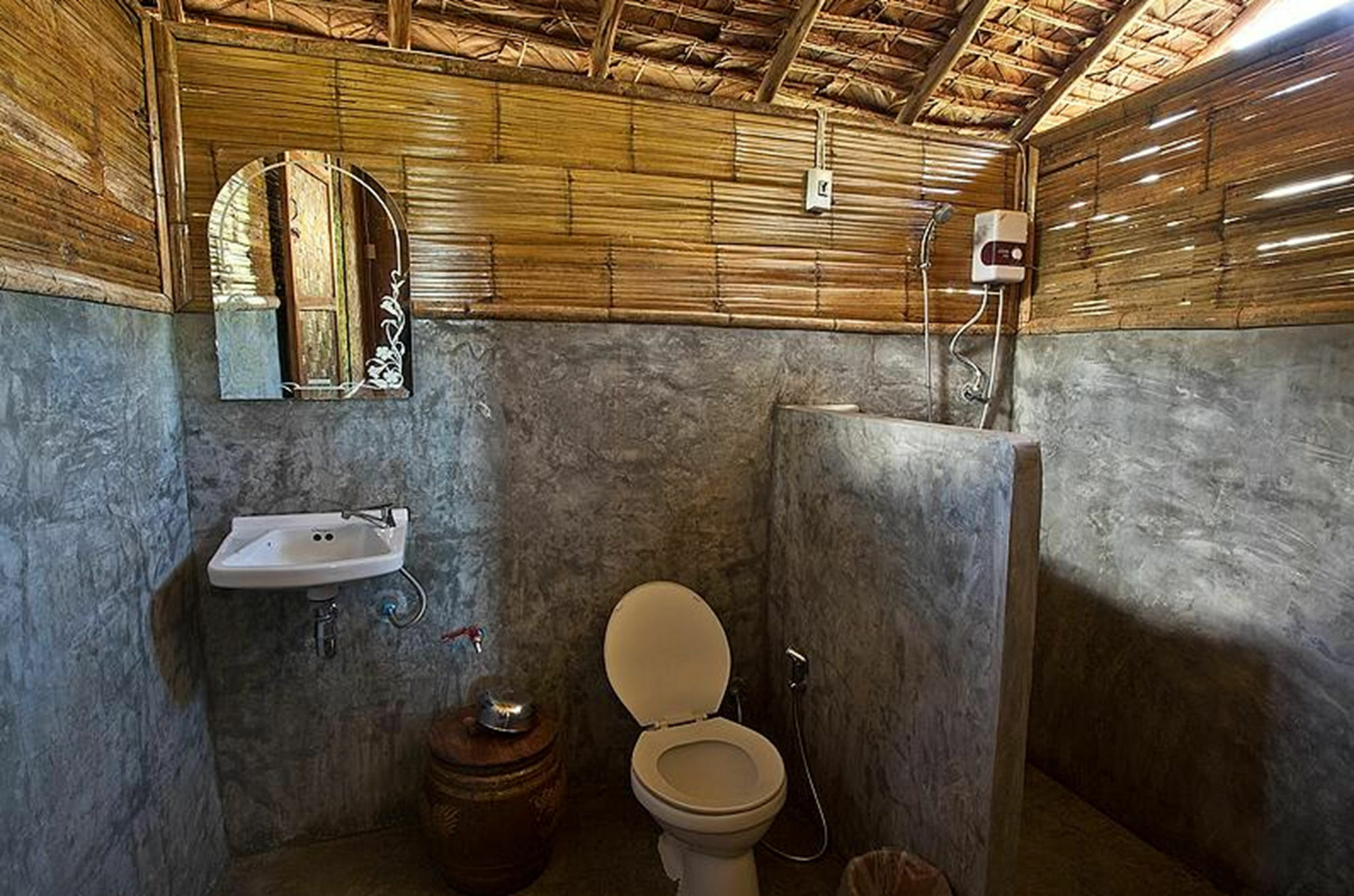 Country Hut