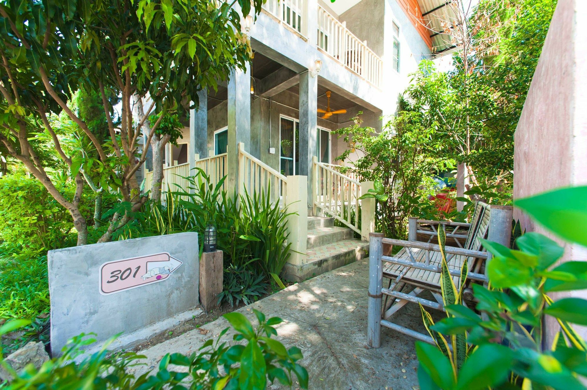 Resort Baan Chokdee
