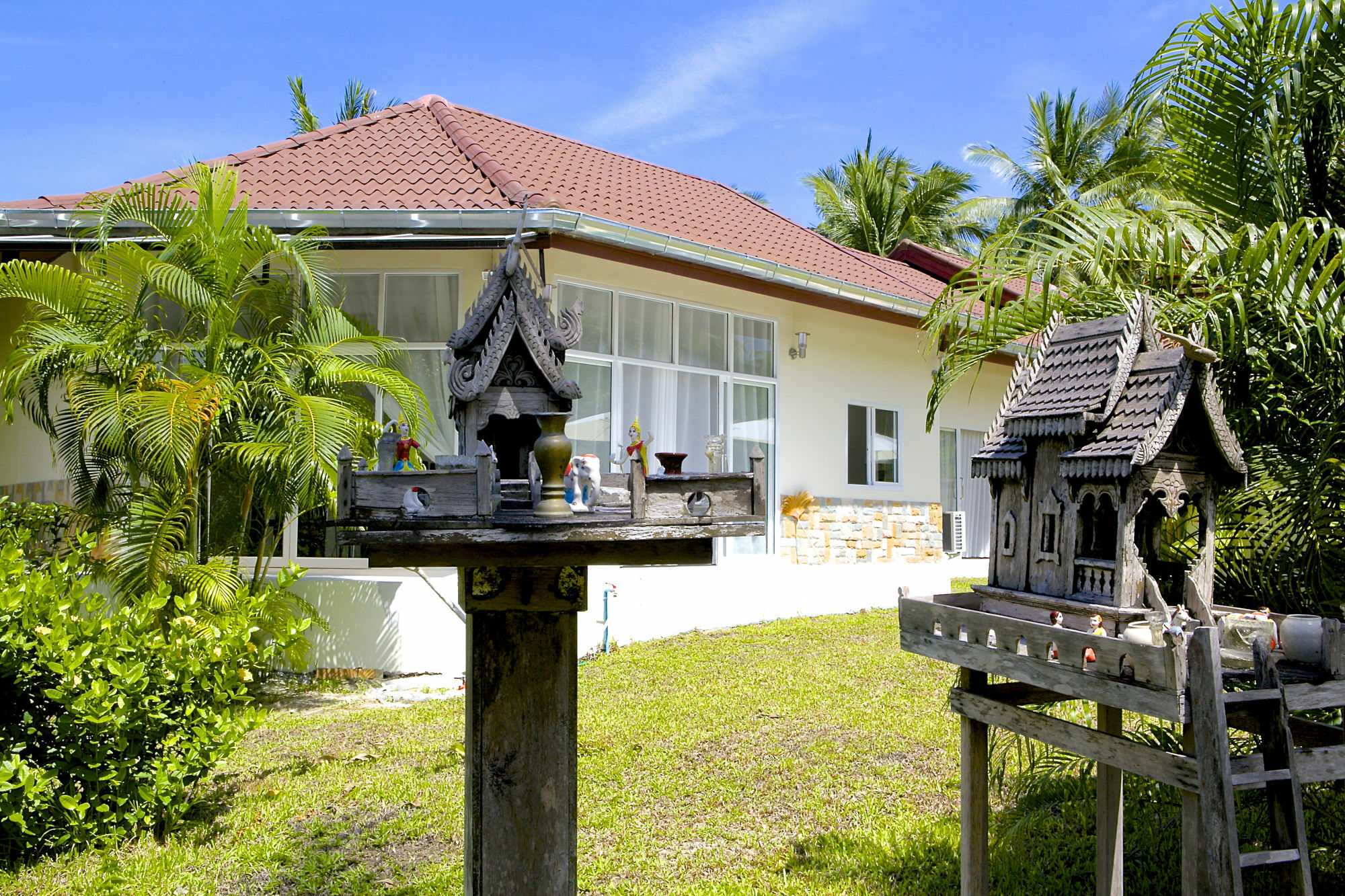 Villa Avalon Wok Tum