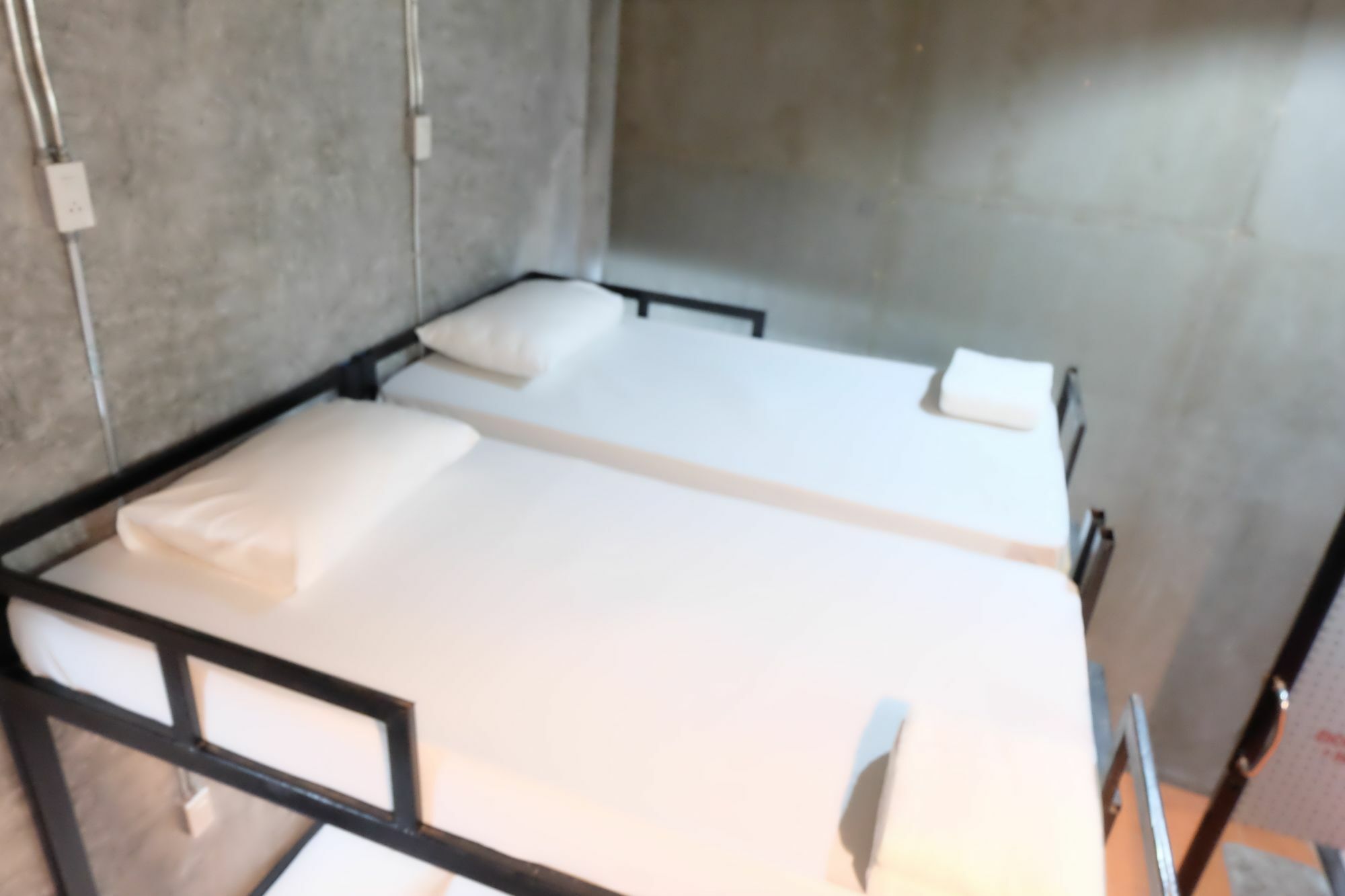 Hostel White Jail At Koh Tao