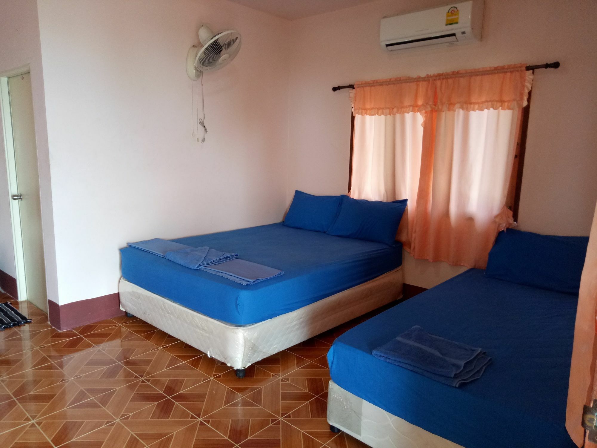 J.b.hut Resort Haad Yao