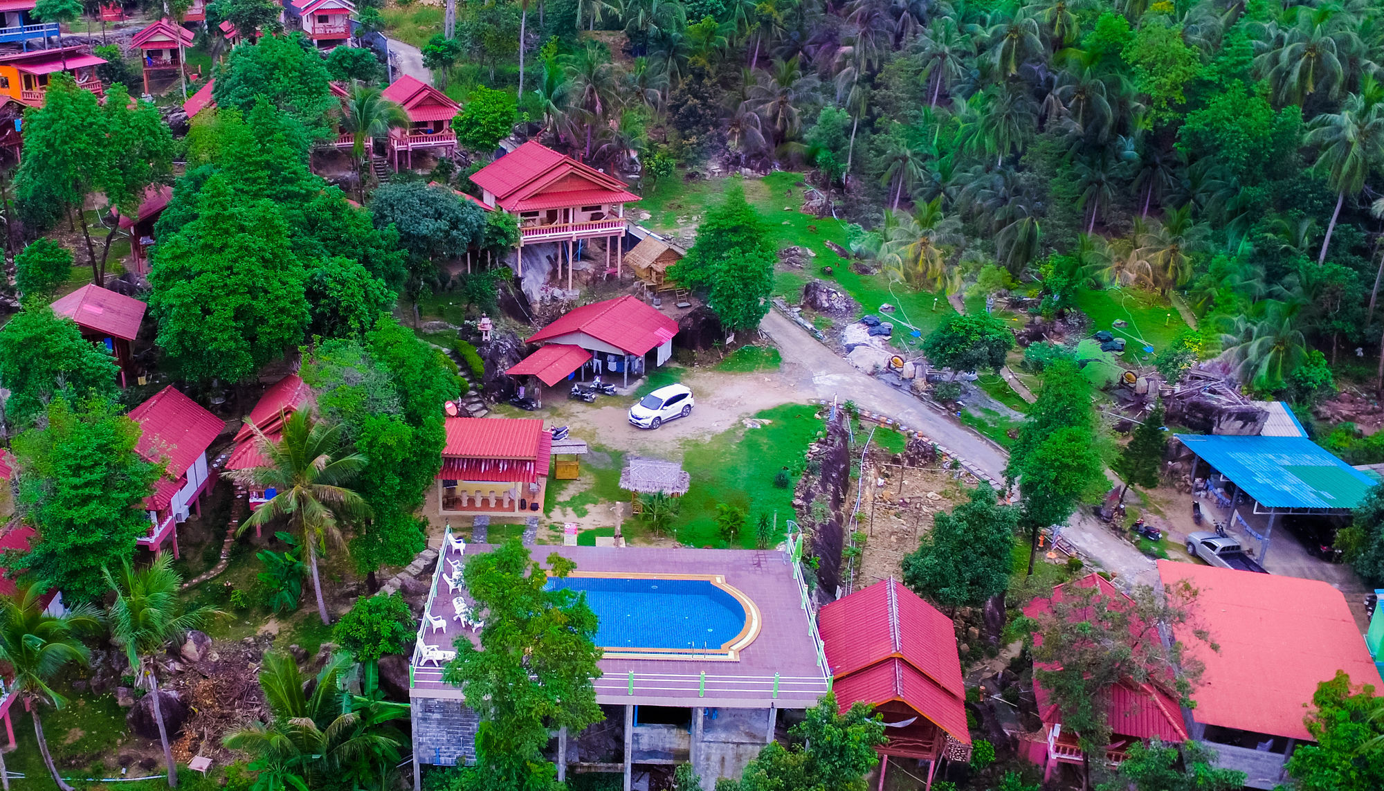 J.b.hut Haad Yao